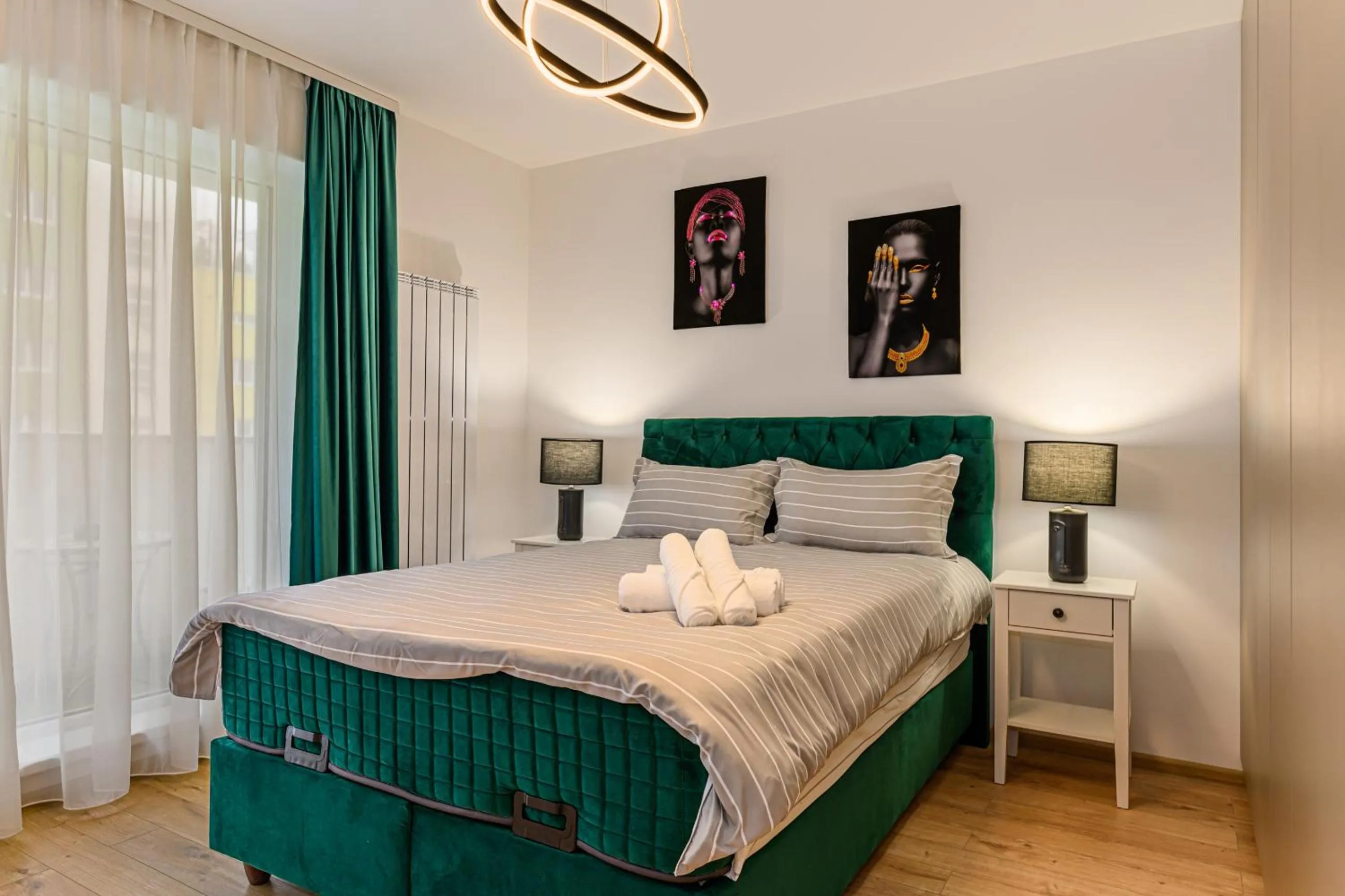 Bedroom, Bed in MoHost Blue Moon Apartments