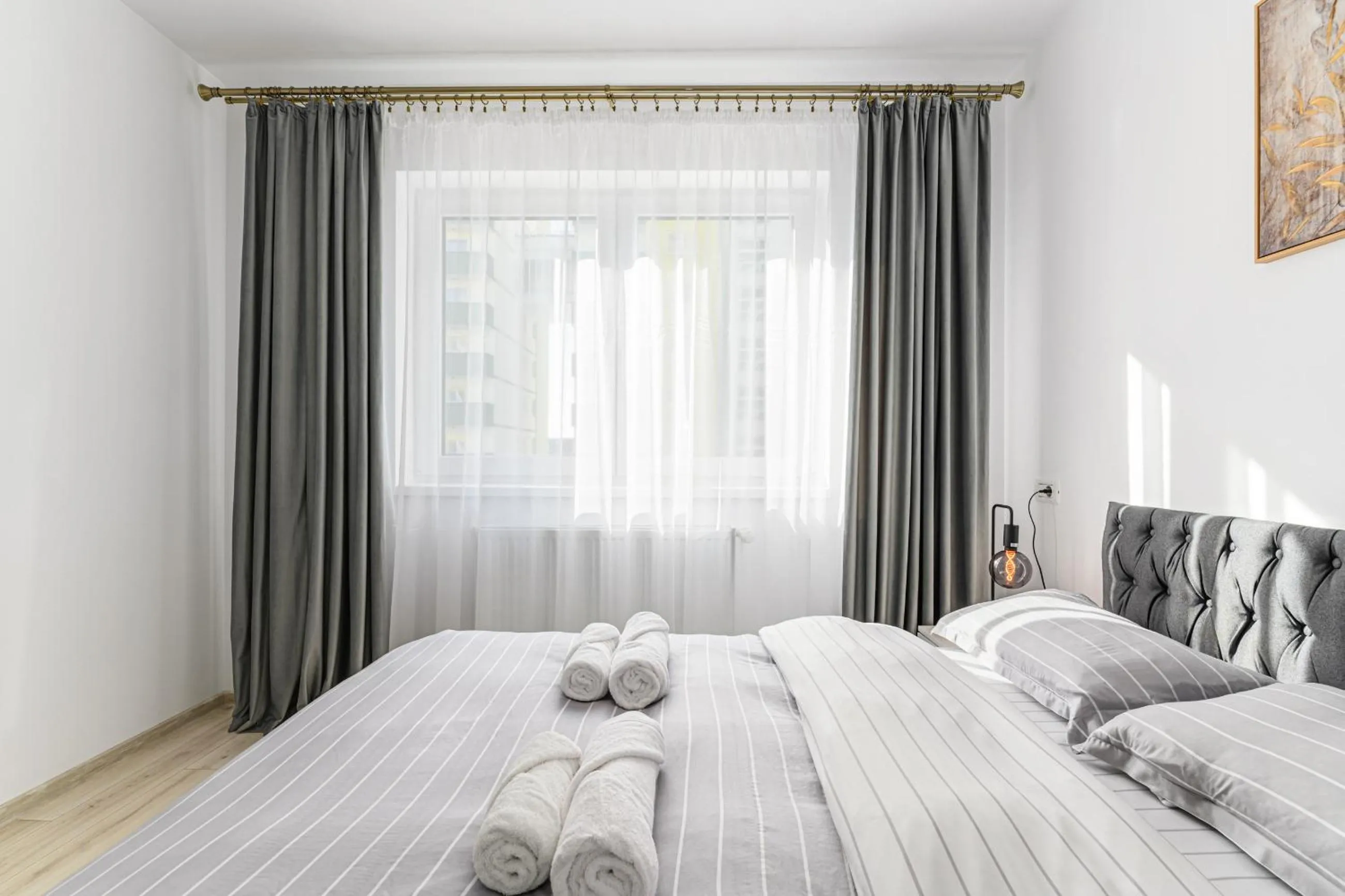 Bedroom, Bed in MoHost Blue Moon Apartments