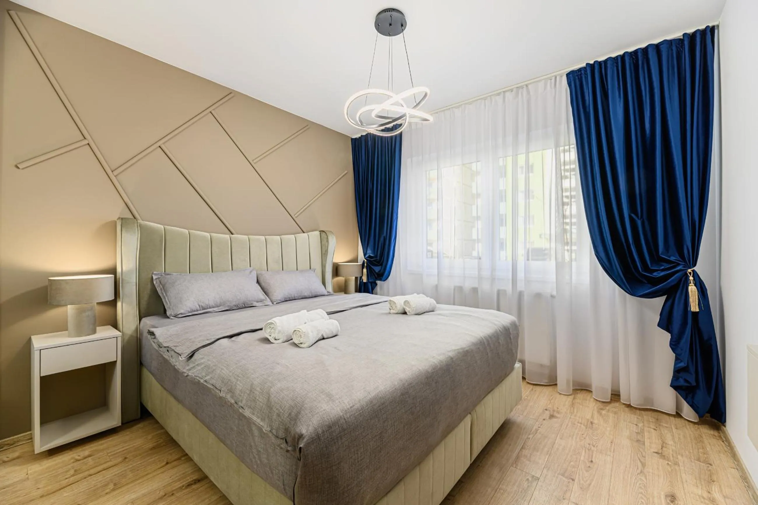 Bedroom, Bed in MoHost Blue Moon Apartments