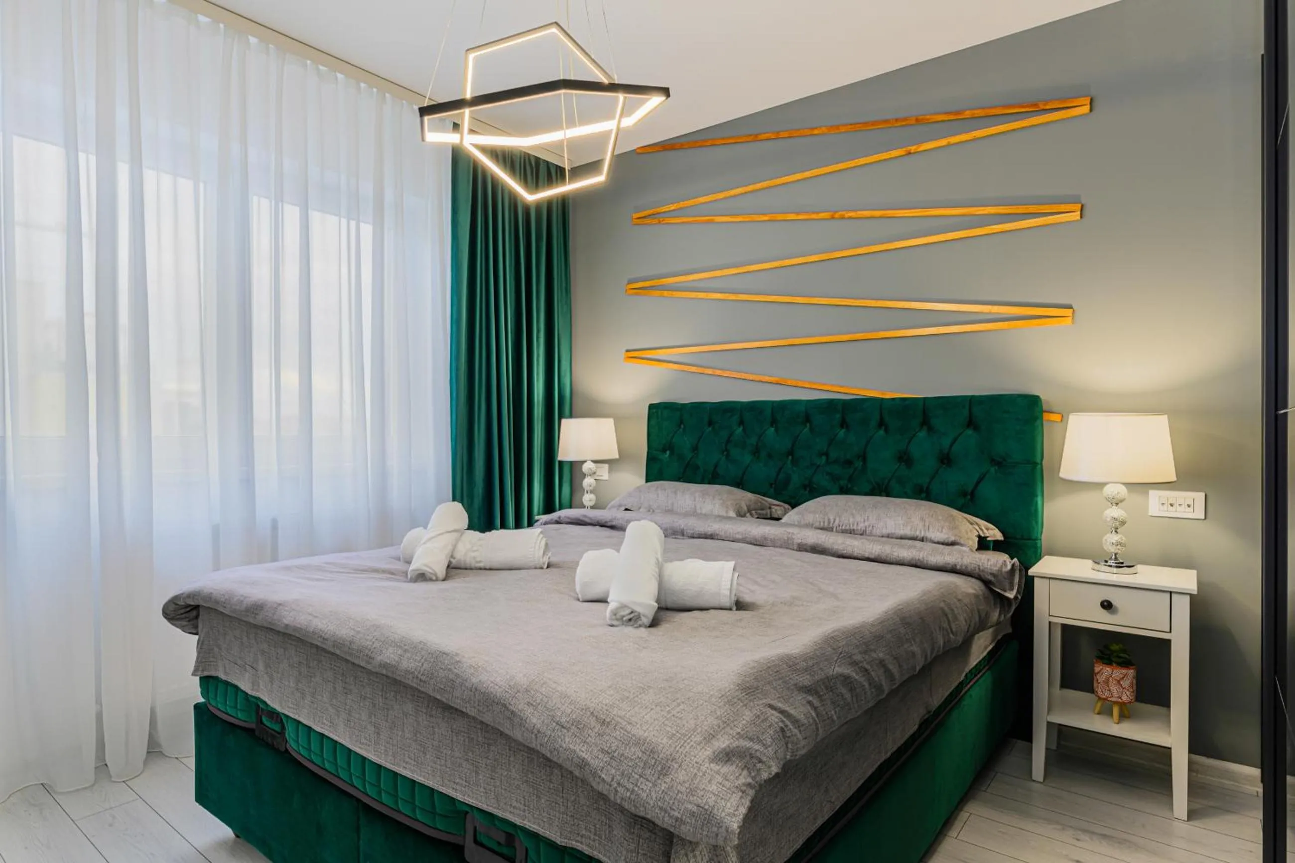 Bedroom, Bed in MoHost Blue Moon Apartments
