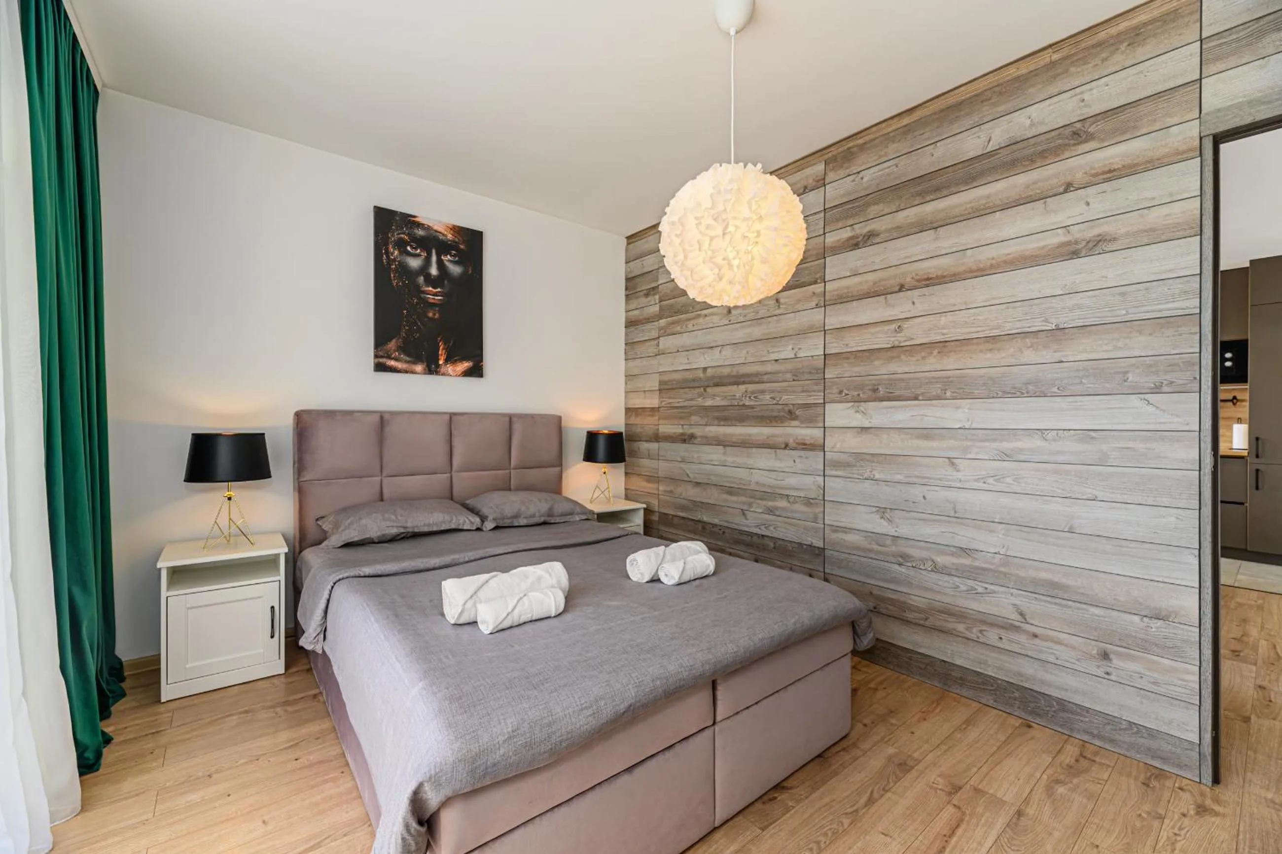 Bed in MoHost Blue Moon Apartments