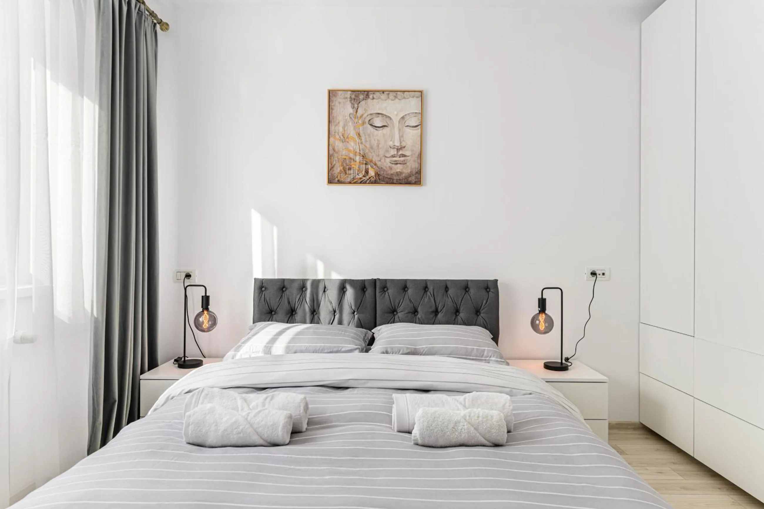 Bedroom, Bed in MoHost Blue Moon Apartments