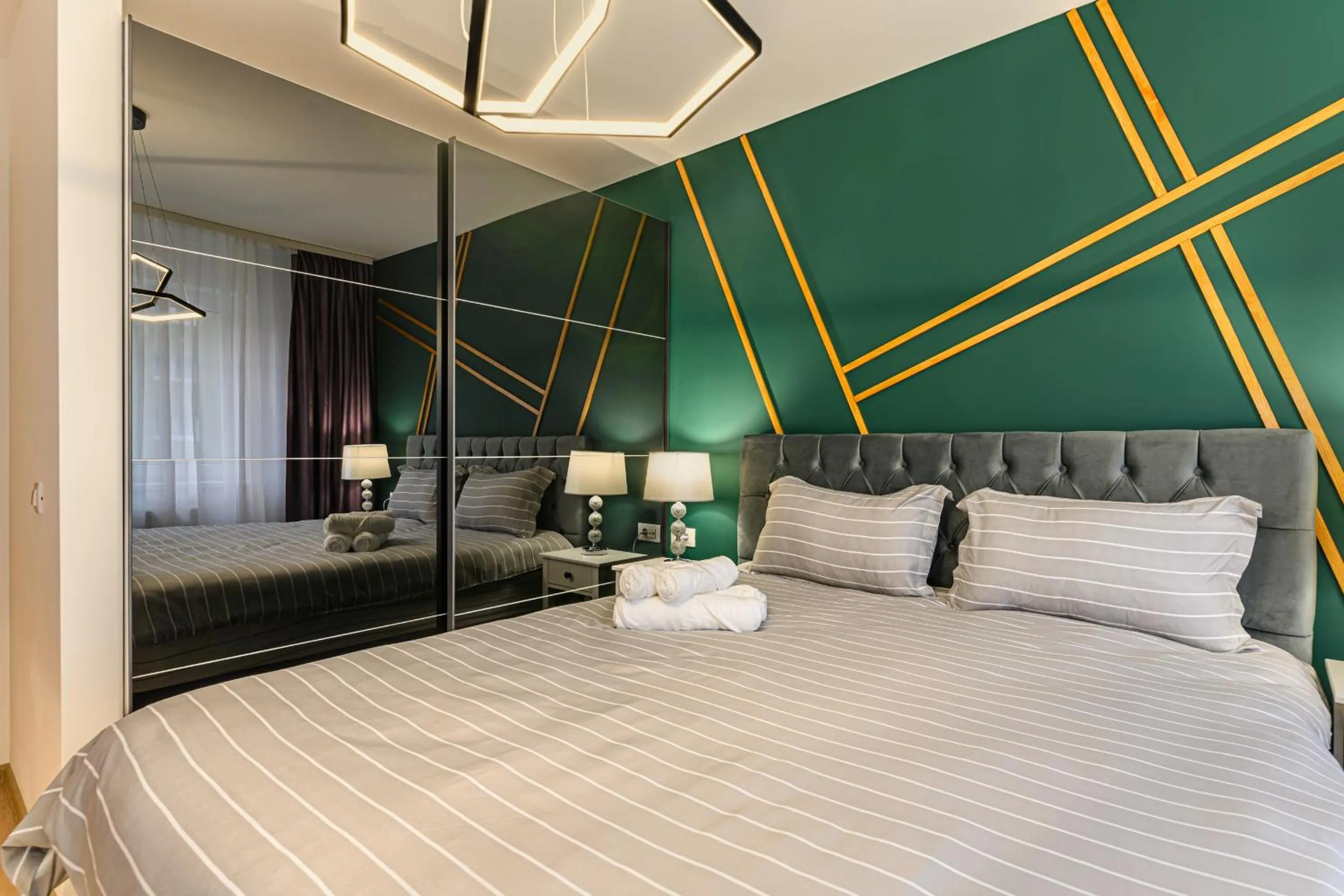 Bedroom, Bed in MoHost Blue Moon Apartments