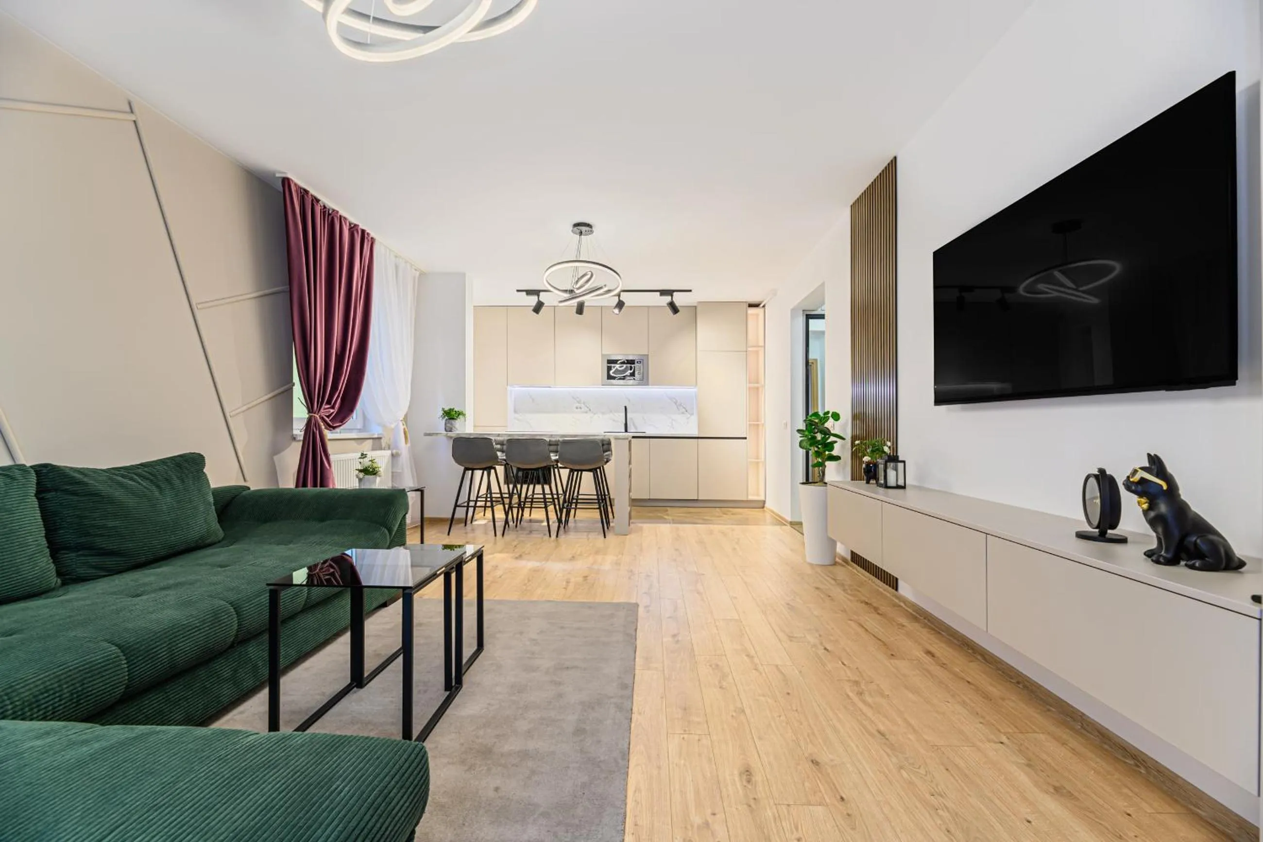 TV and multimedia in MoHost Blue Moon Apartments