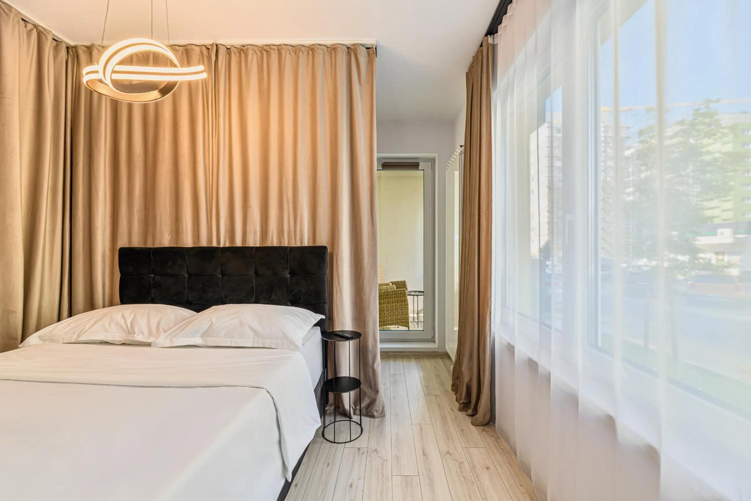 Bed in MoHost Blue Moon Apartments