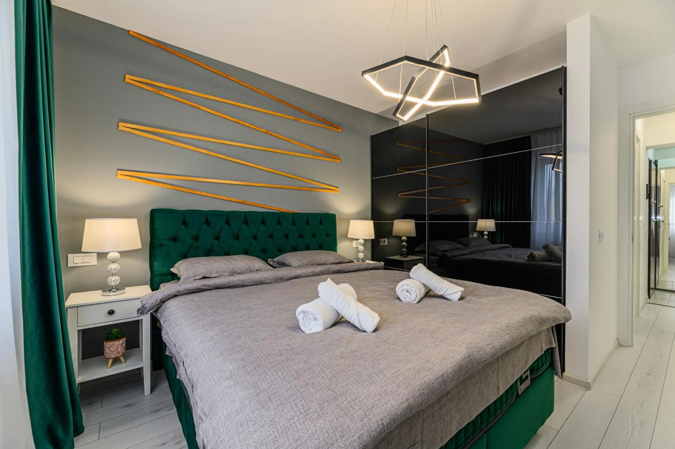 Bedroom, Bed in MoHost Blue Moon Apartments