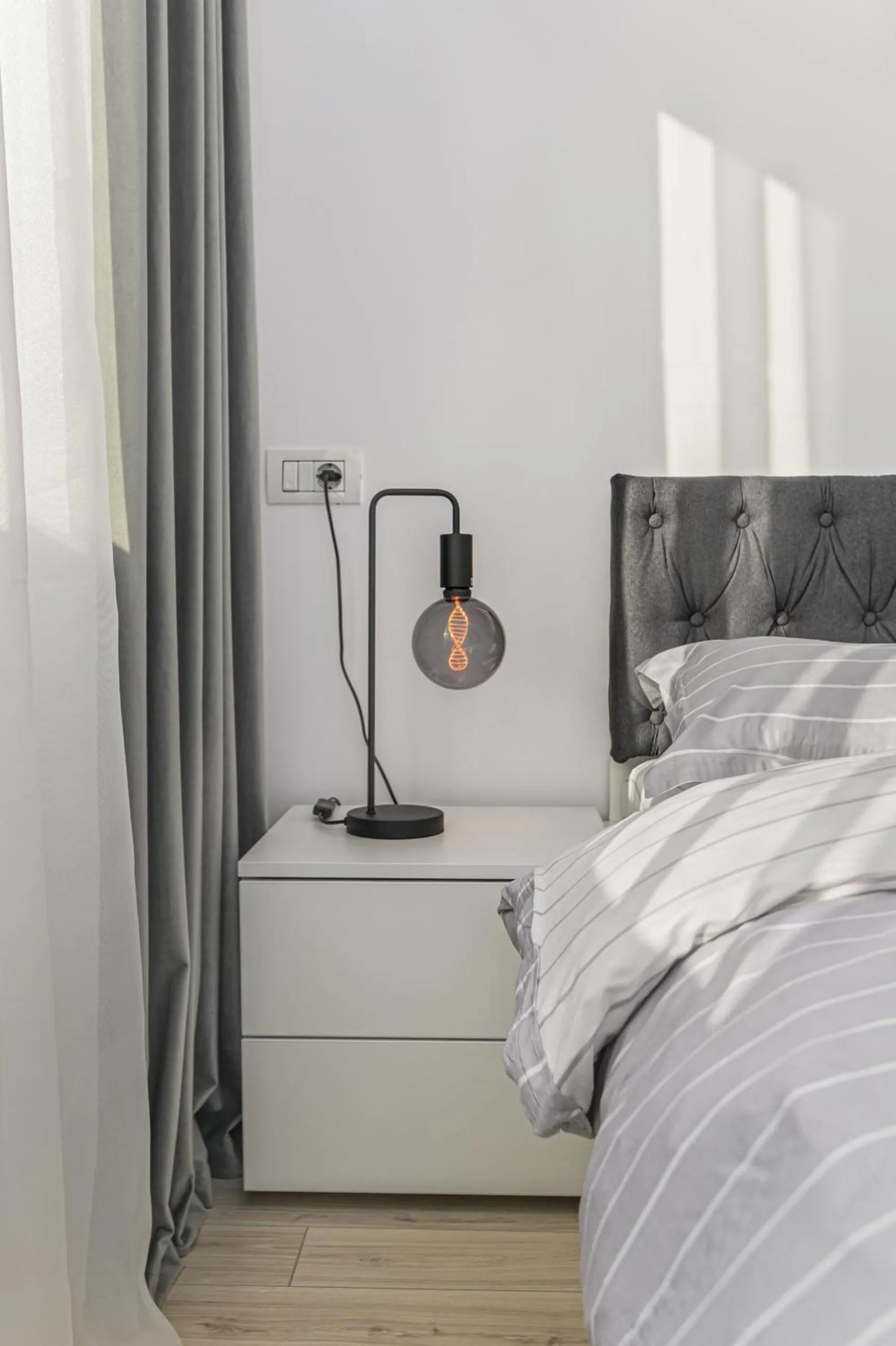 Bedroom, Bed in MoHost Blue Moon Apartments