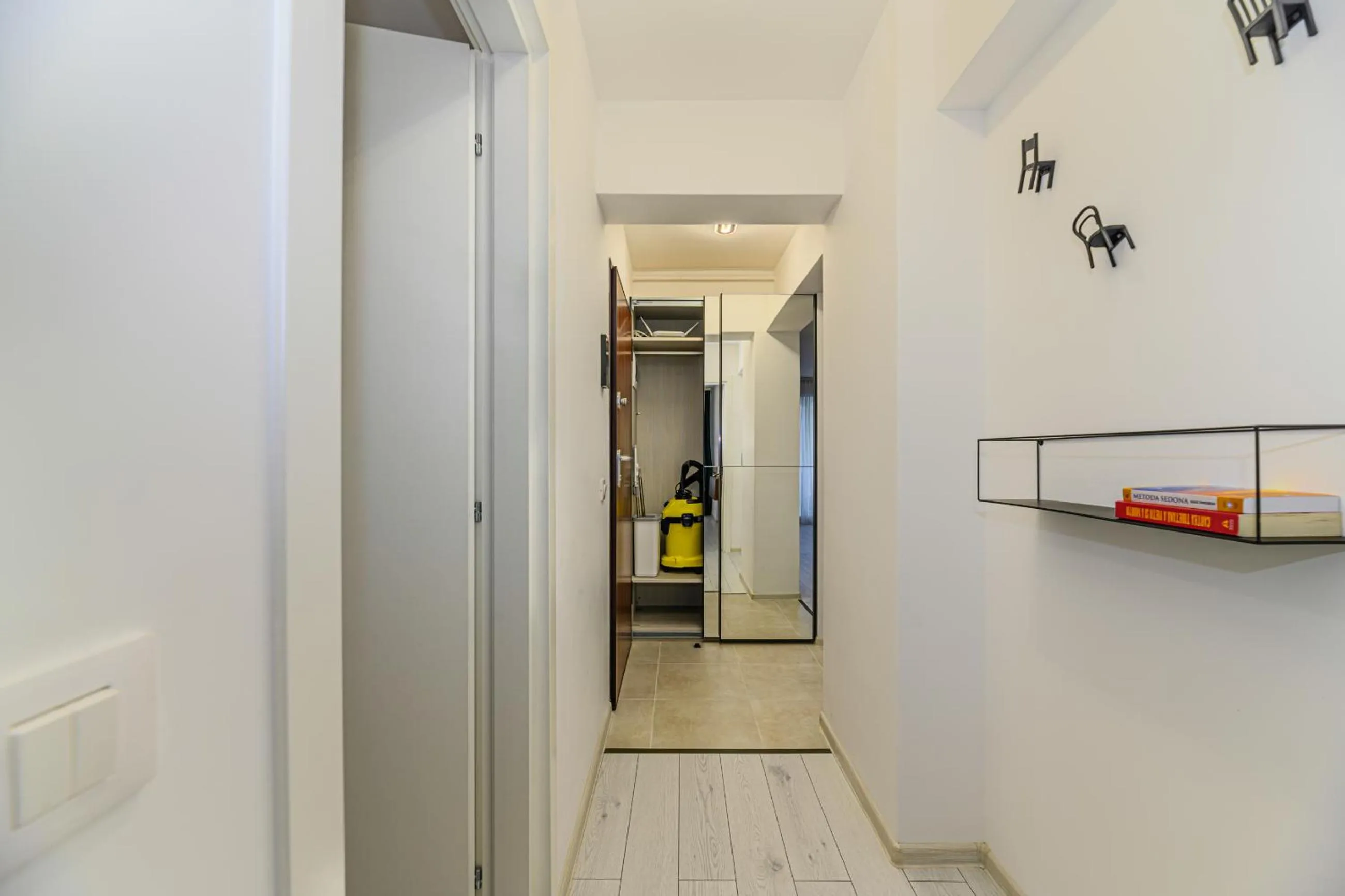 wardrobe in MoHost Blue Moon Apartments