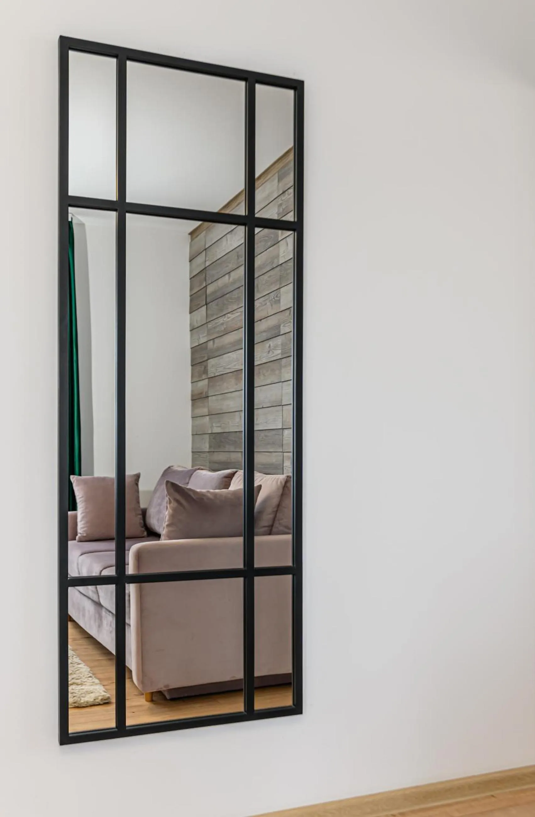 Living room in MoHost Blue Moon Apartments