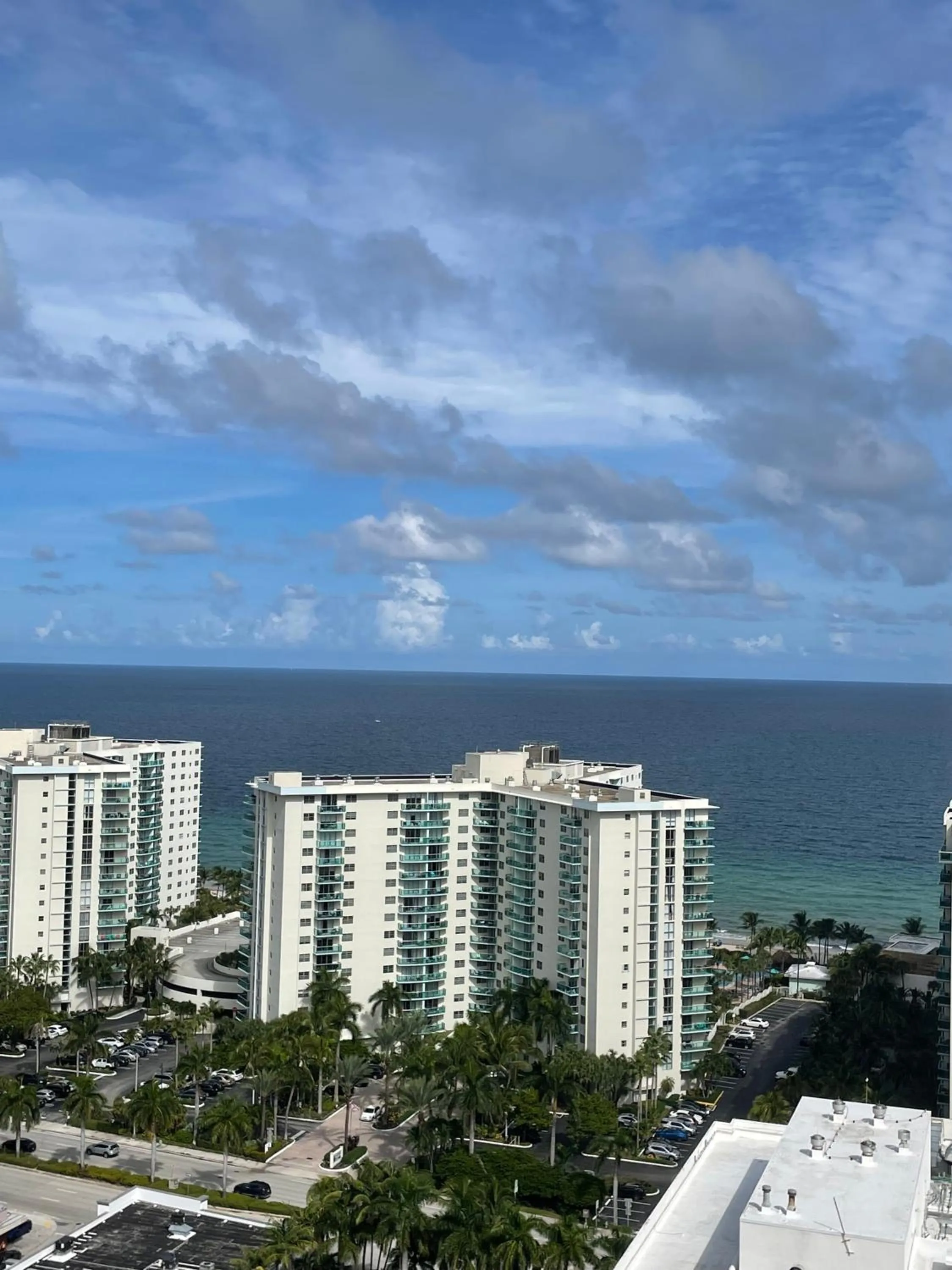 Sea view in Hyde Beach House Lux Apartment