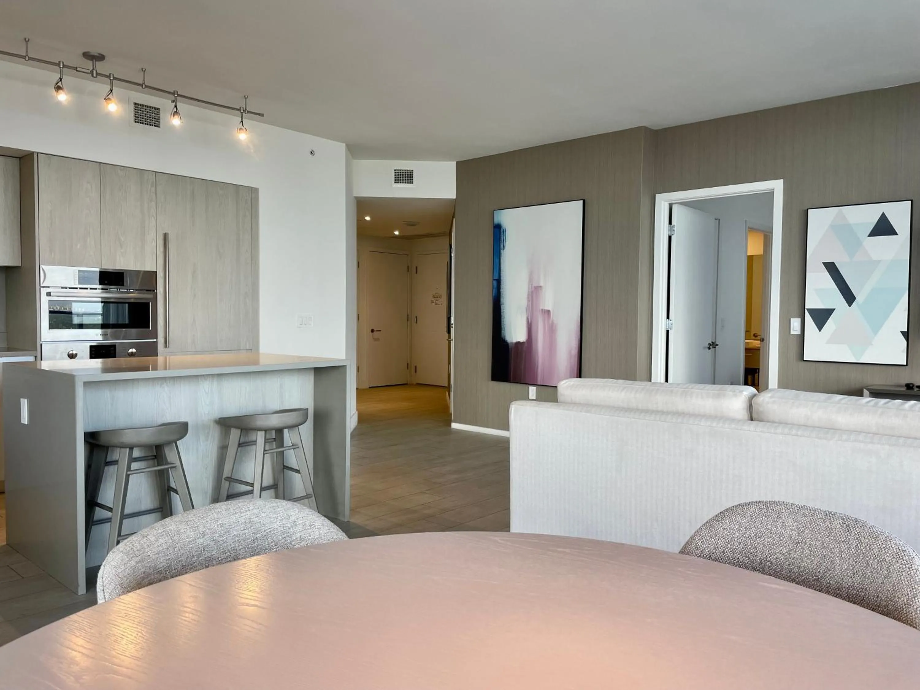 Dining area in Hyde Beach House Lux Apartment