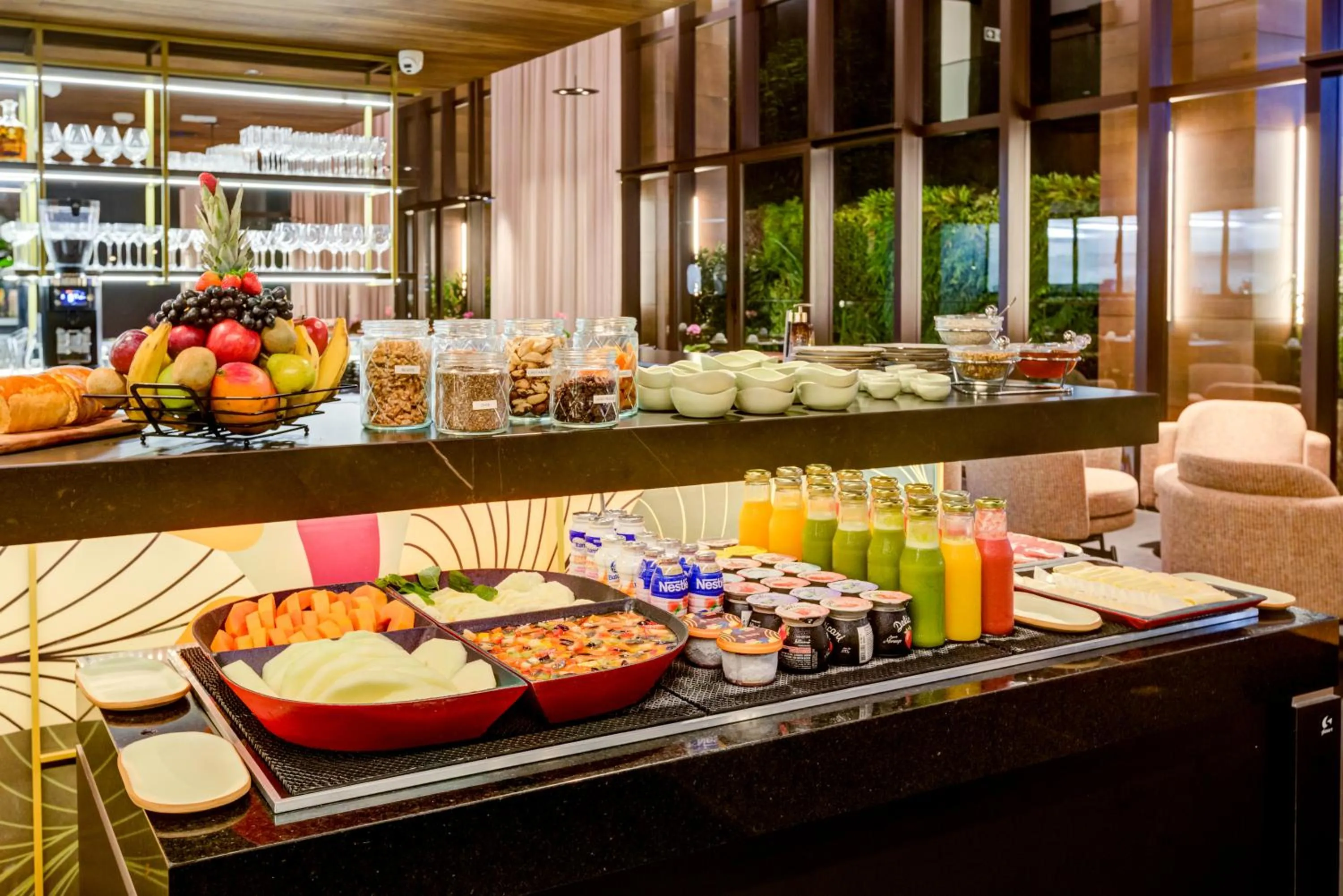 Breakfast in Qoya São Paulo Paulista, Curio Collection by Hilton