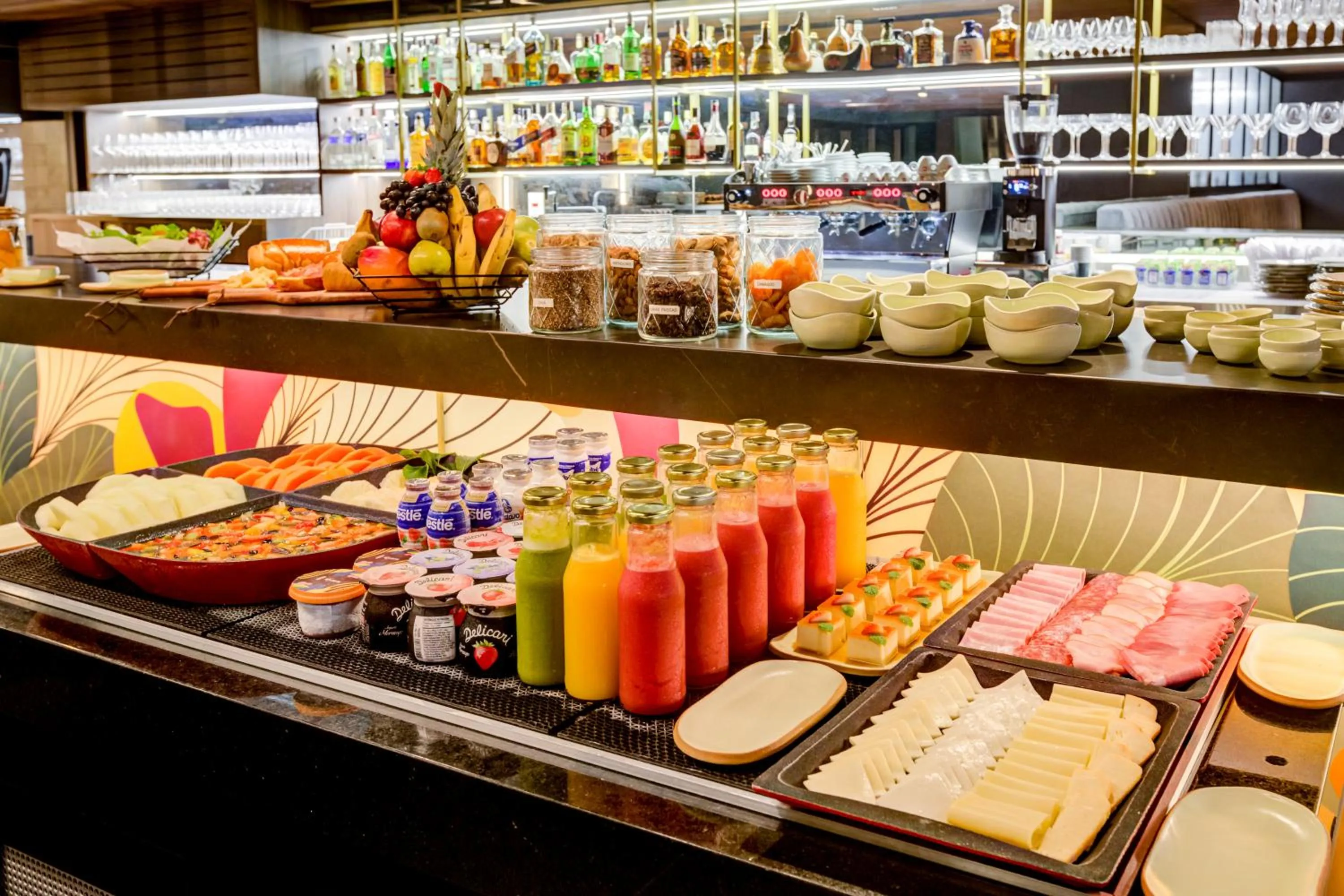 Breakfast in Qoya São Paulo Paulista, Curio Collection by Hilton