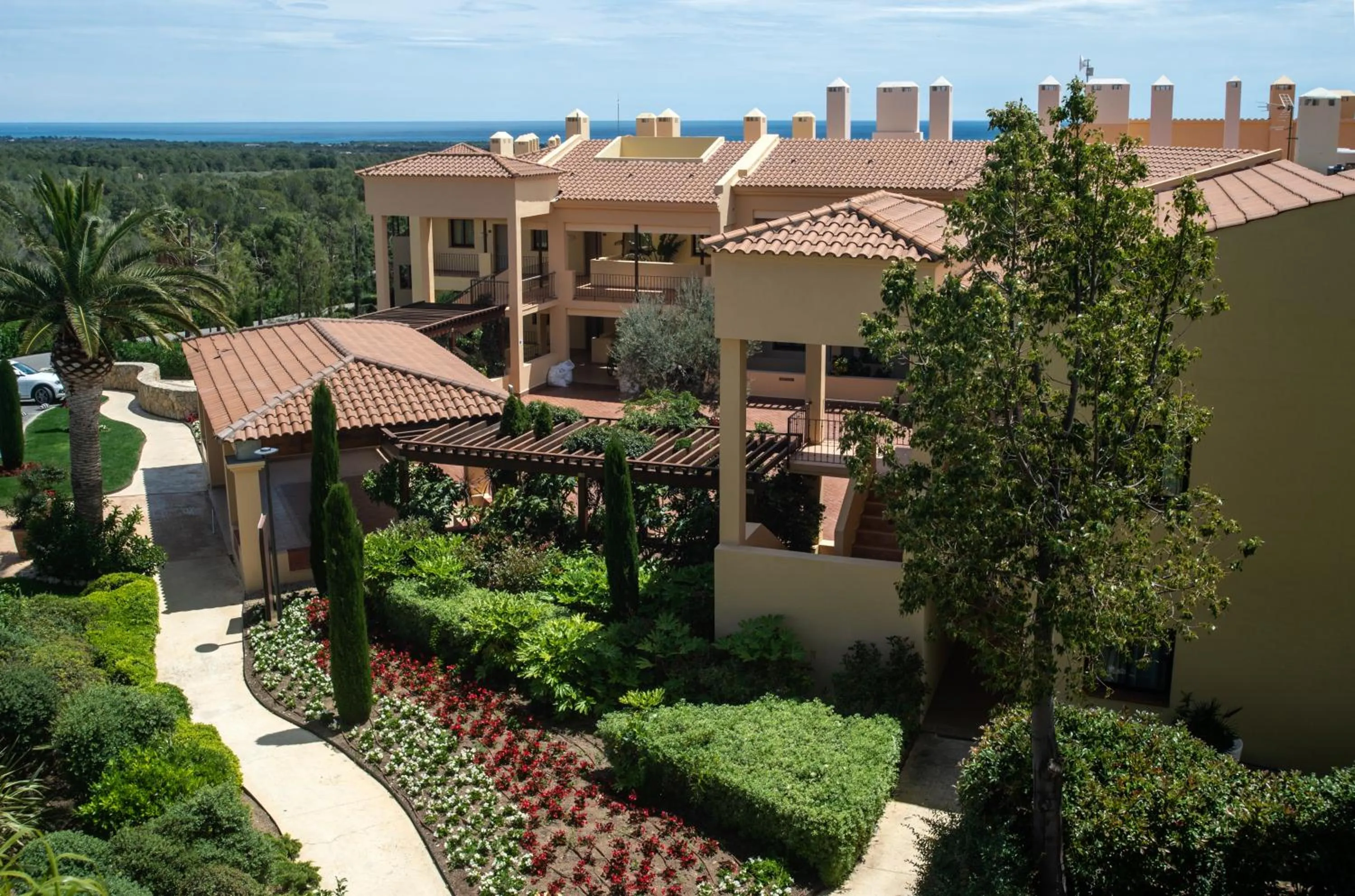 Property building in Pierre & Vacances Resort Bonavista de Bonmont