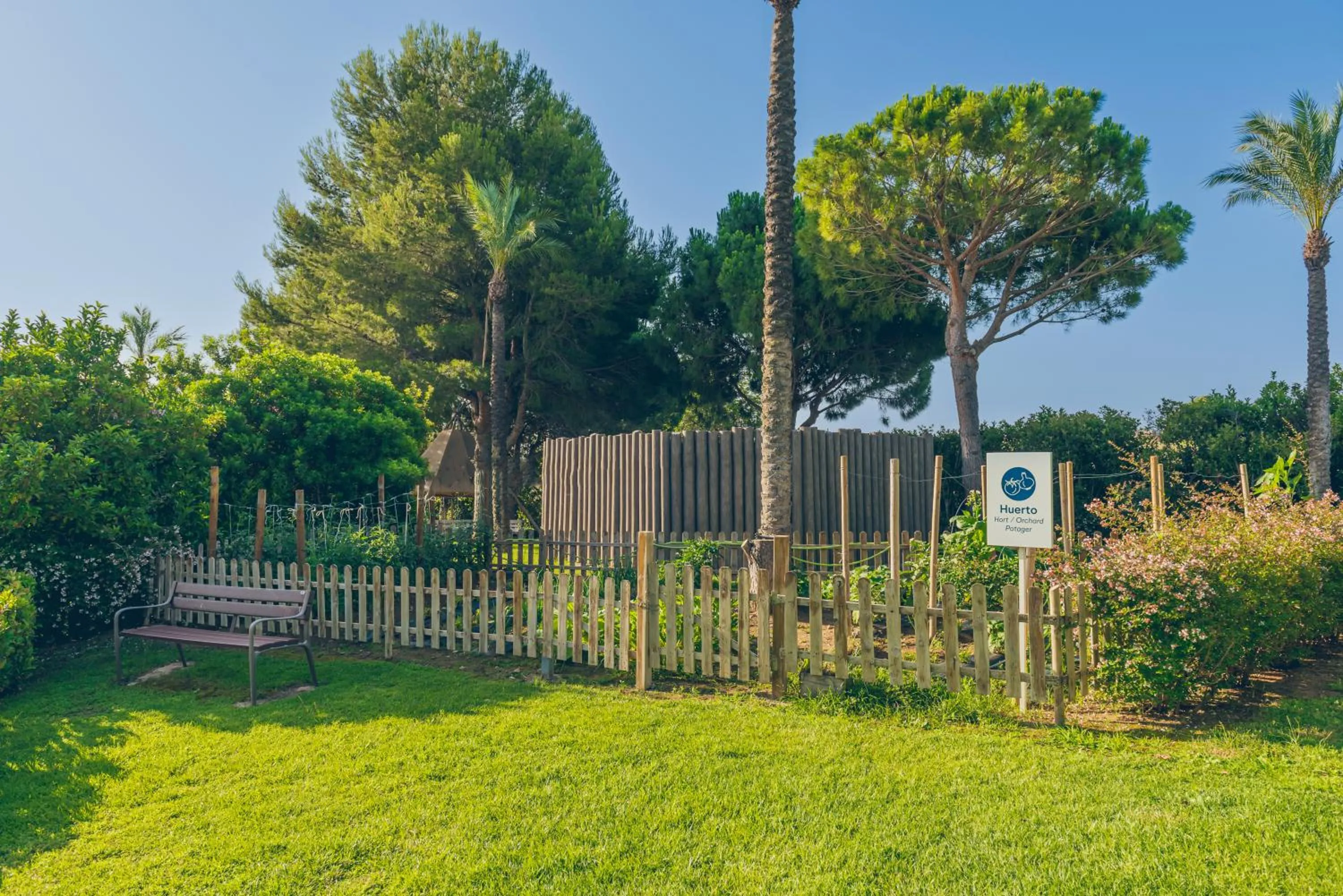 Spring in Pierre & Vacances Resort Bonavista de Bonmont