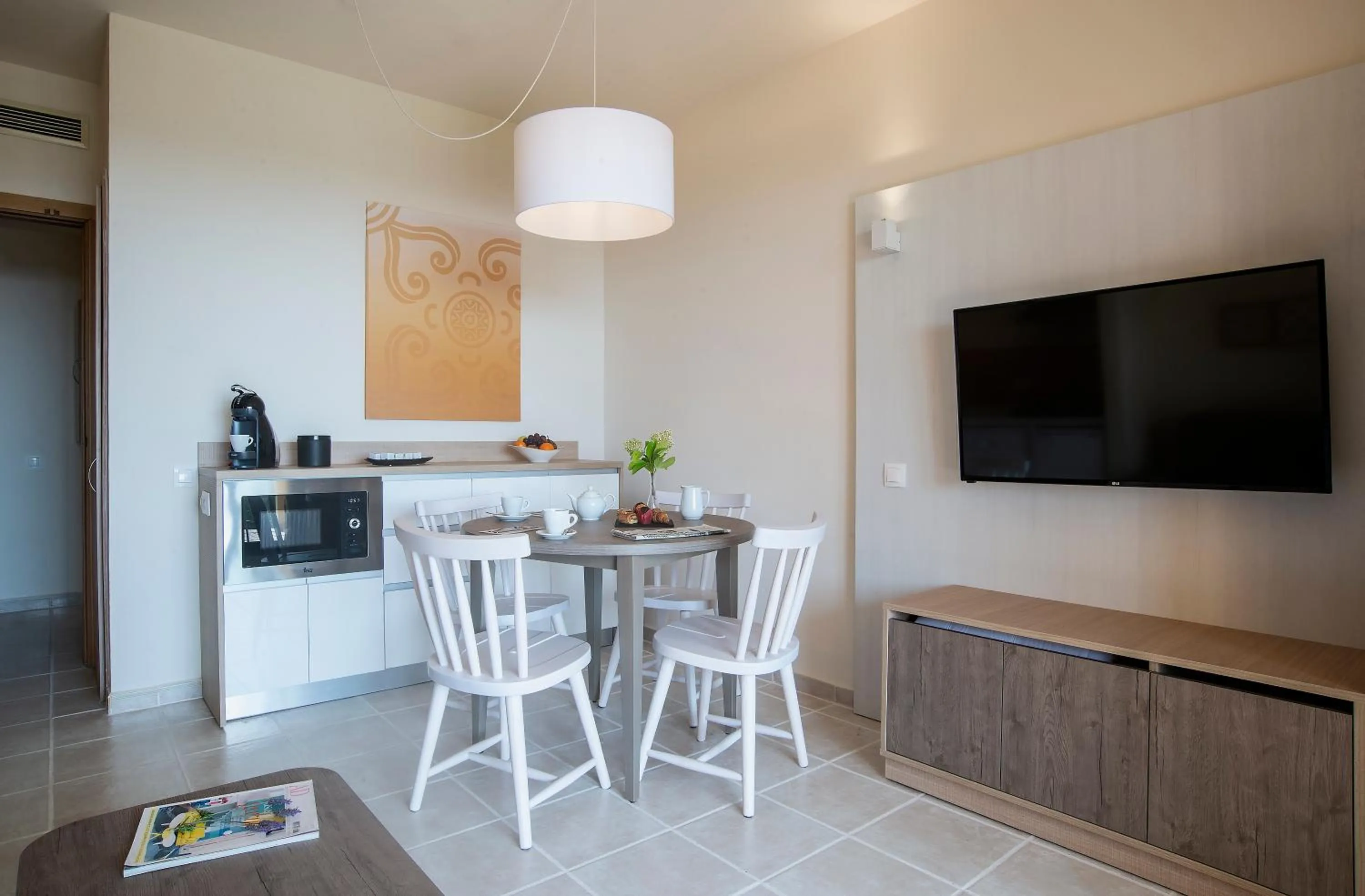 TV and multimedia in Pierre & Vacances Resort Bonavista de Bonmont