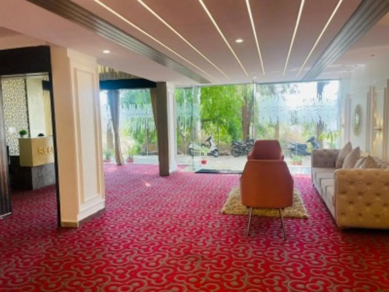 Lobby or reception in VOVO HOTELS