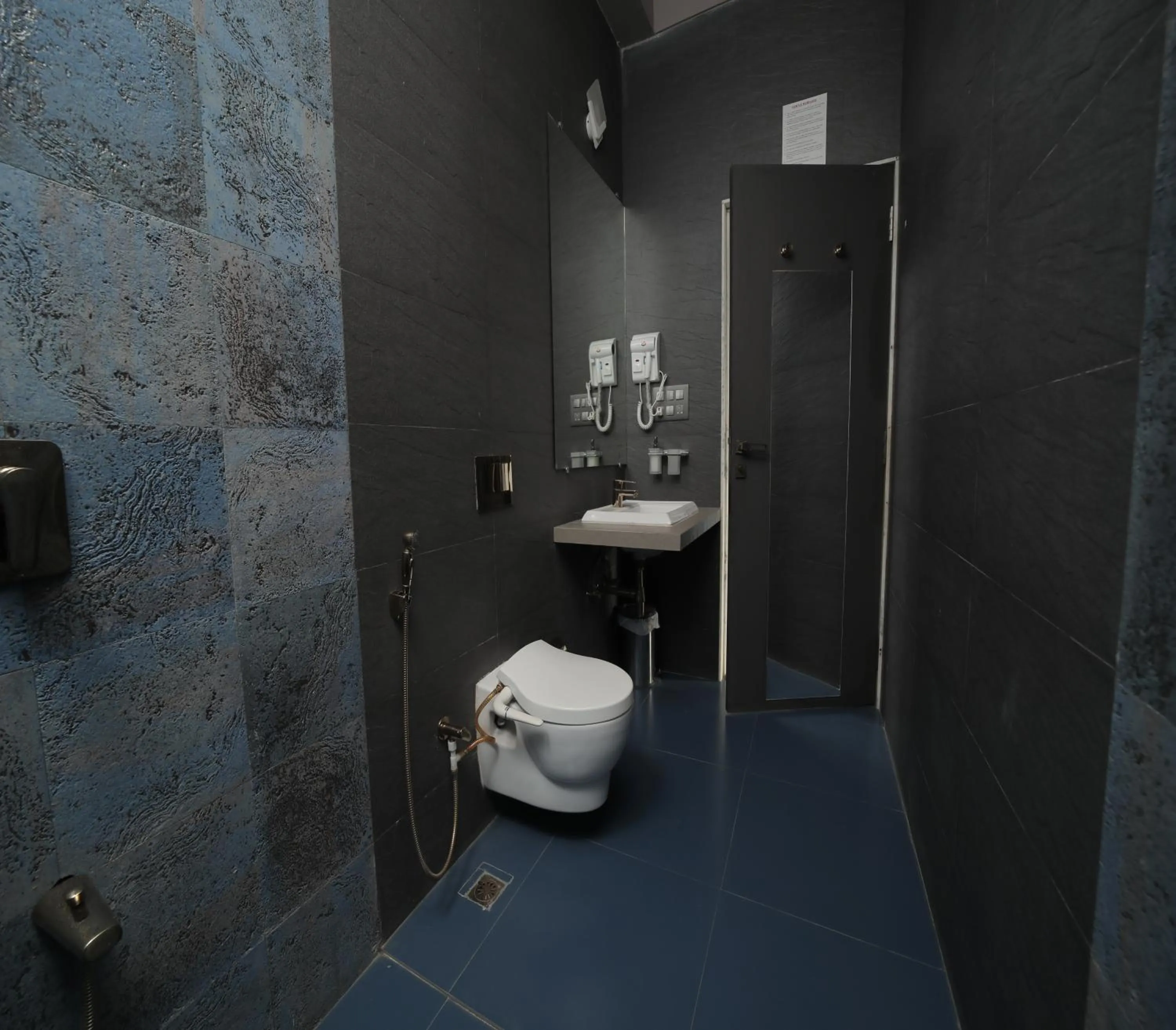 Bathroom in 360 South, Khandala