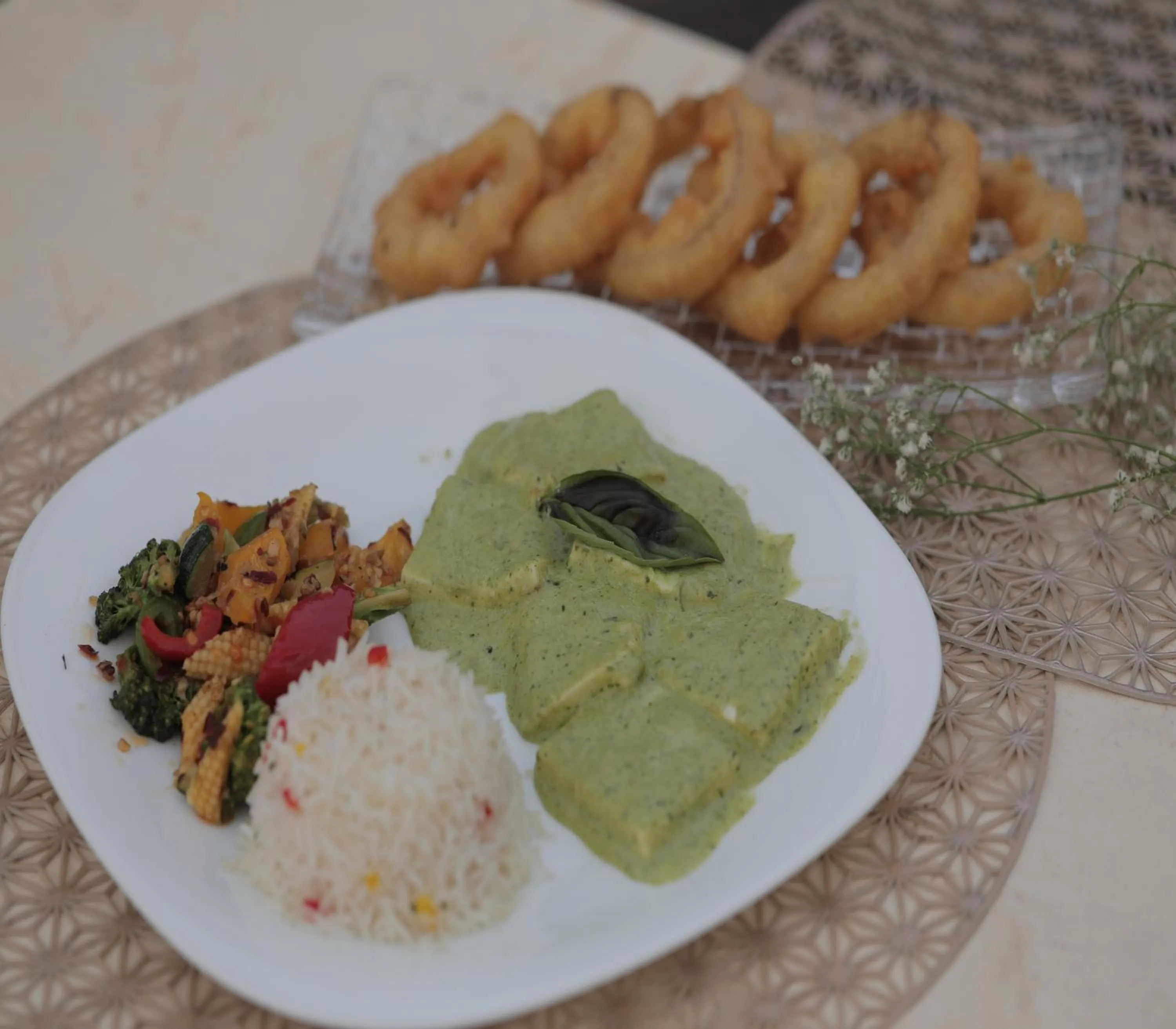 Food in 360 South, Khandala