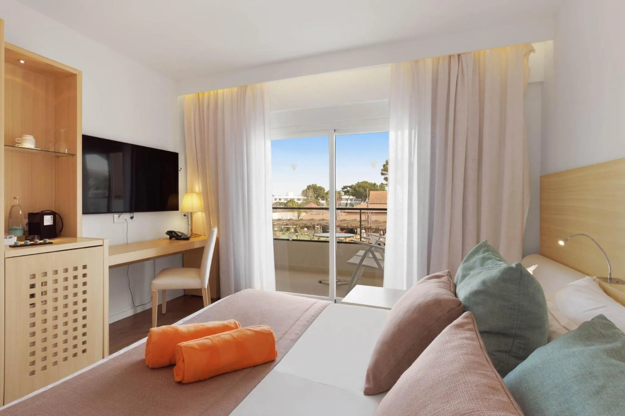 Bed in VIVA Blue & Spa