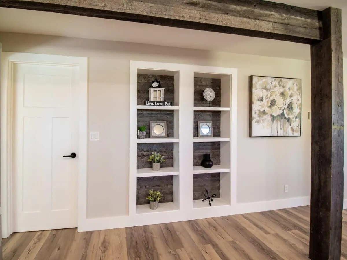 NN - Flats on 4th #1 - Downtown 2-bed 2-bath