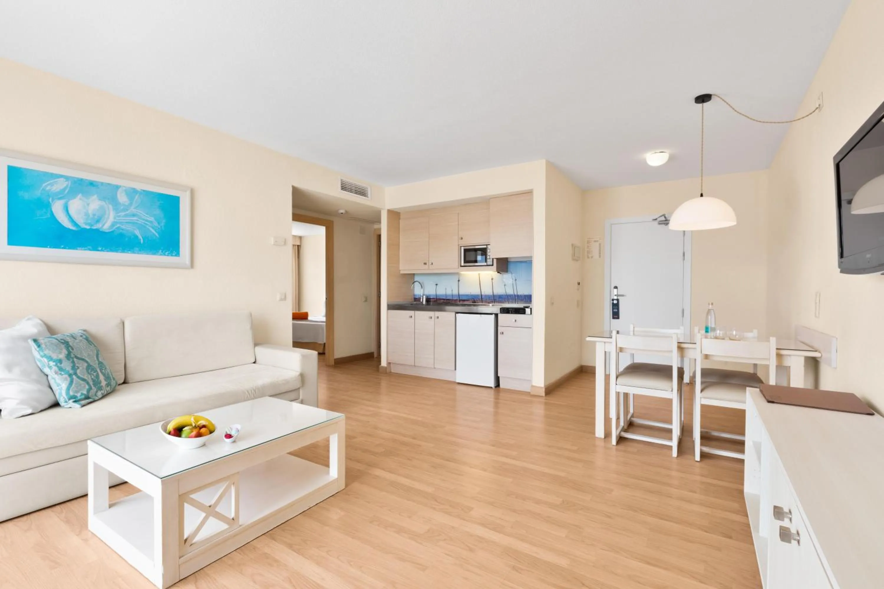 Photo of the whole room in VIVA Sunrise