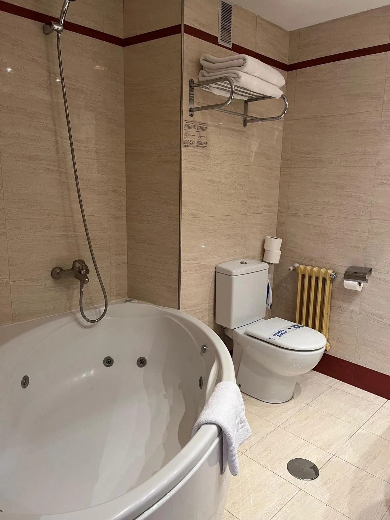 Bathroom in Hotel Gran Regente