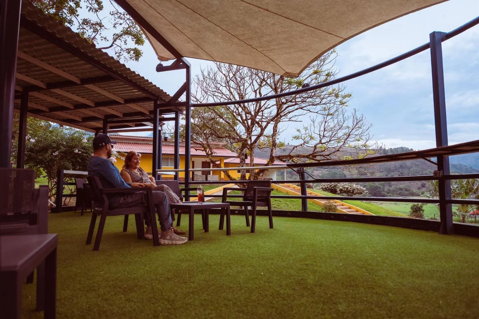 Lounge or bar in Hotel Sinai SV