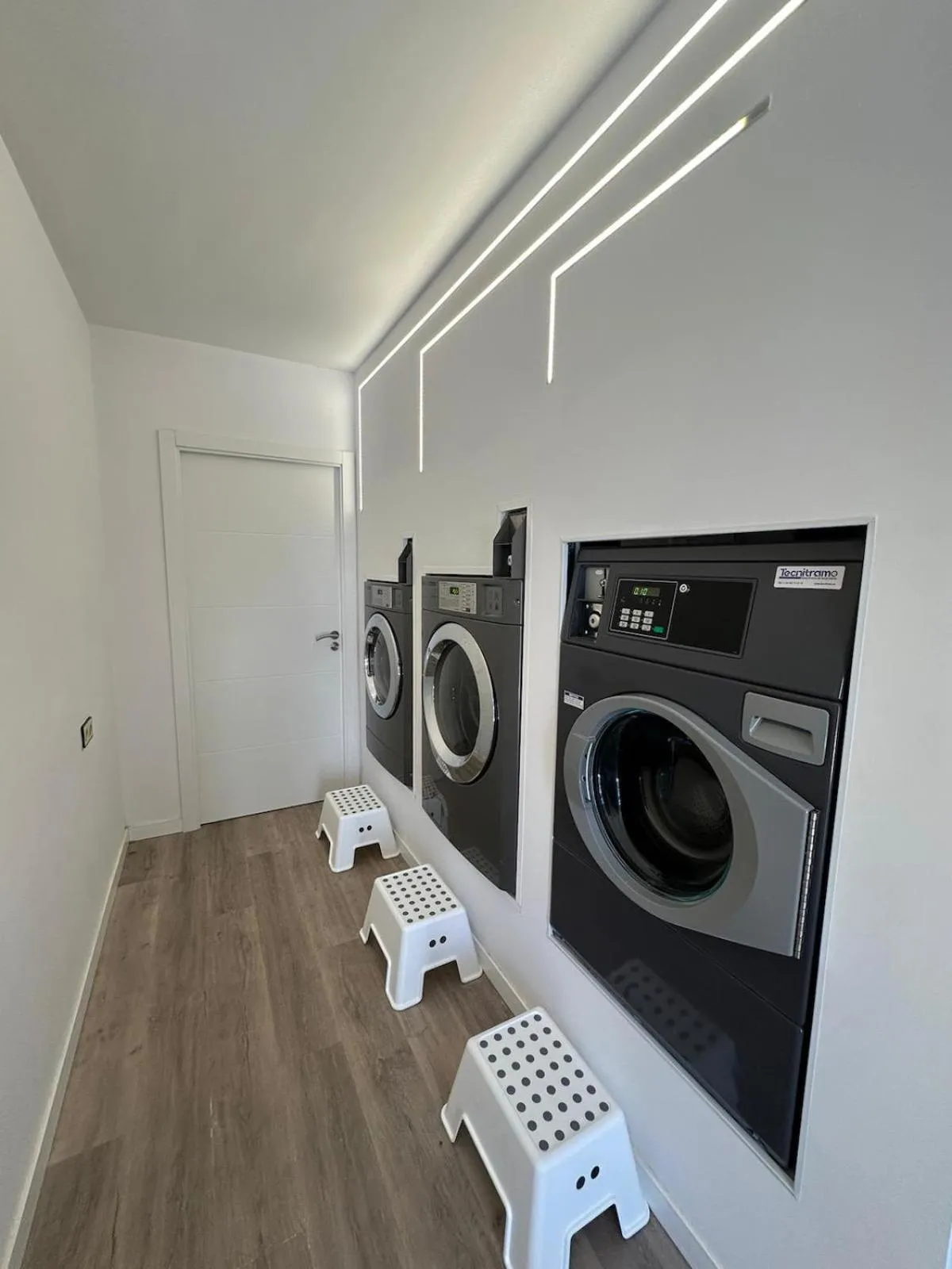 laundry in Aparthotel Comtat Sant Jordi