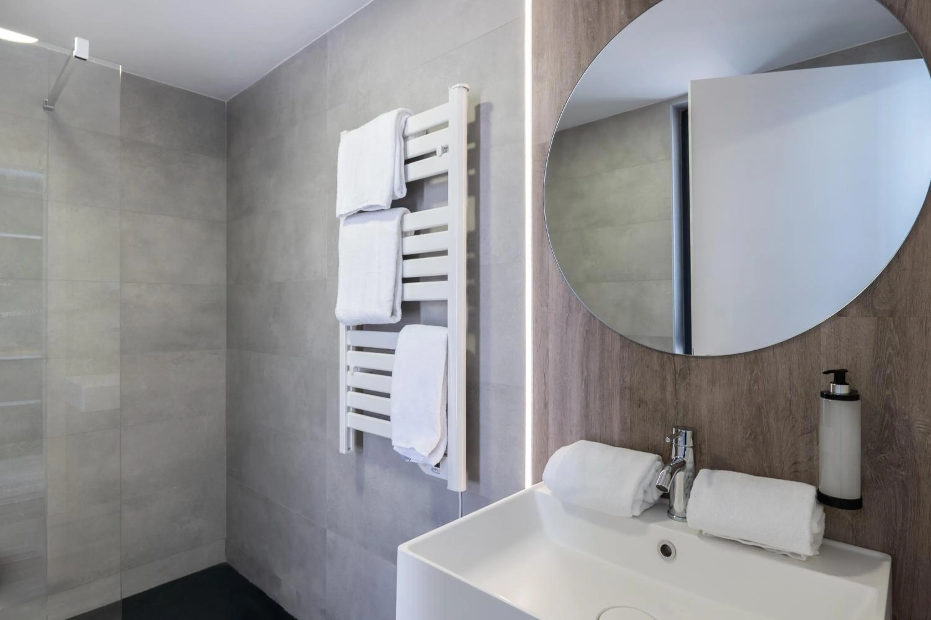 Bathroom in Aparthotel Comtat Sant Jordi