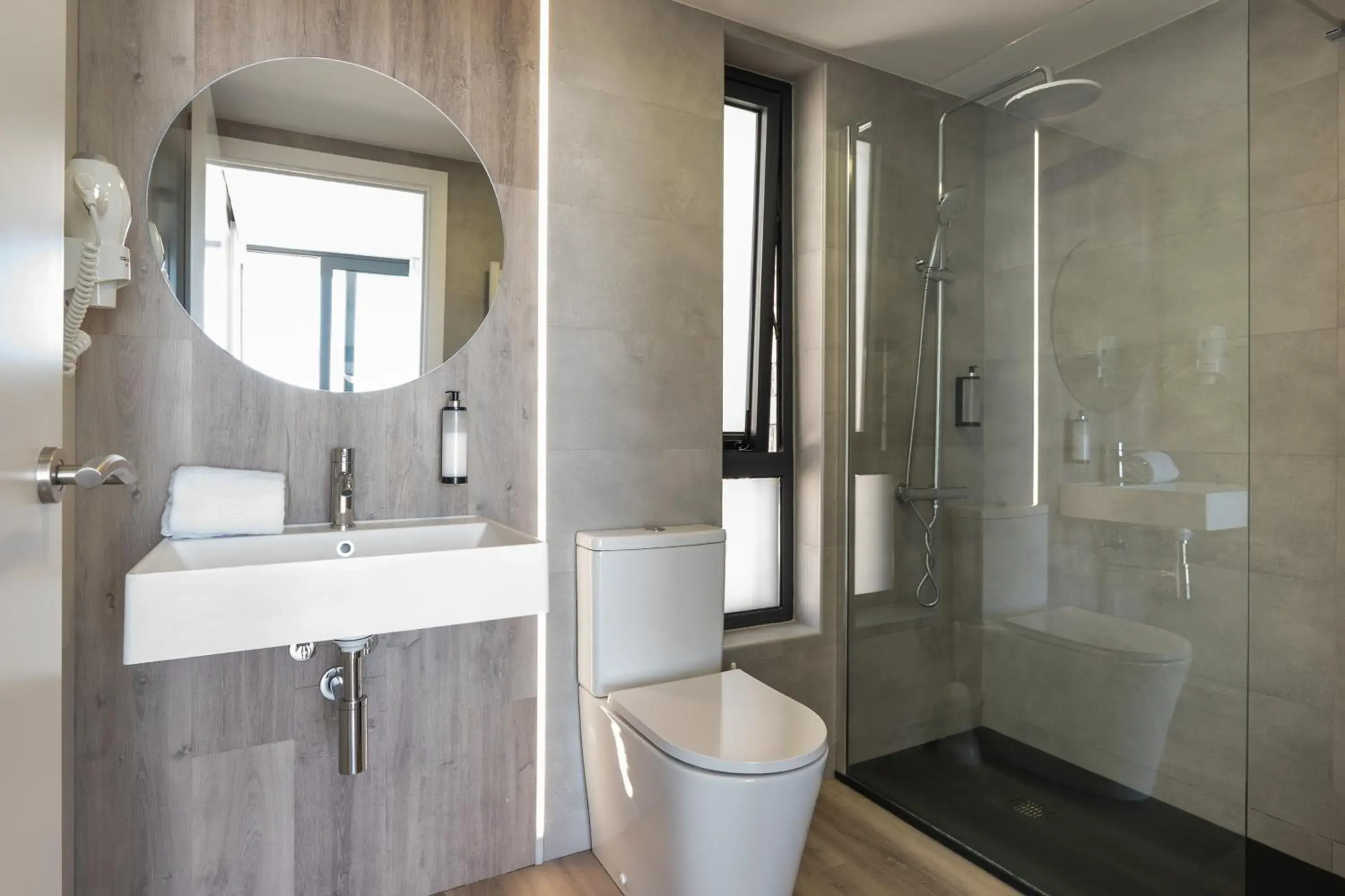 Bathroom in Aparthotel Comtat Sant Jordi Bathroom in Aparthotel Comtat Sant Jordi