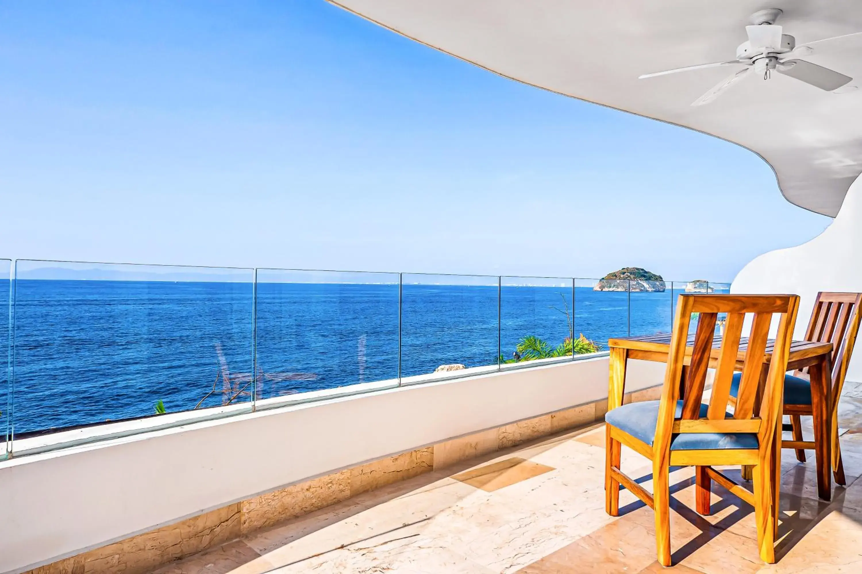 Blue Horizon 204 Blue Horizon 204