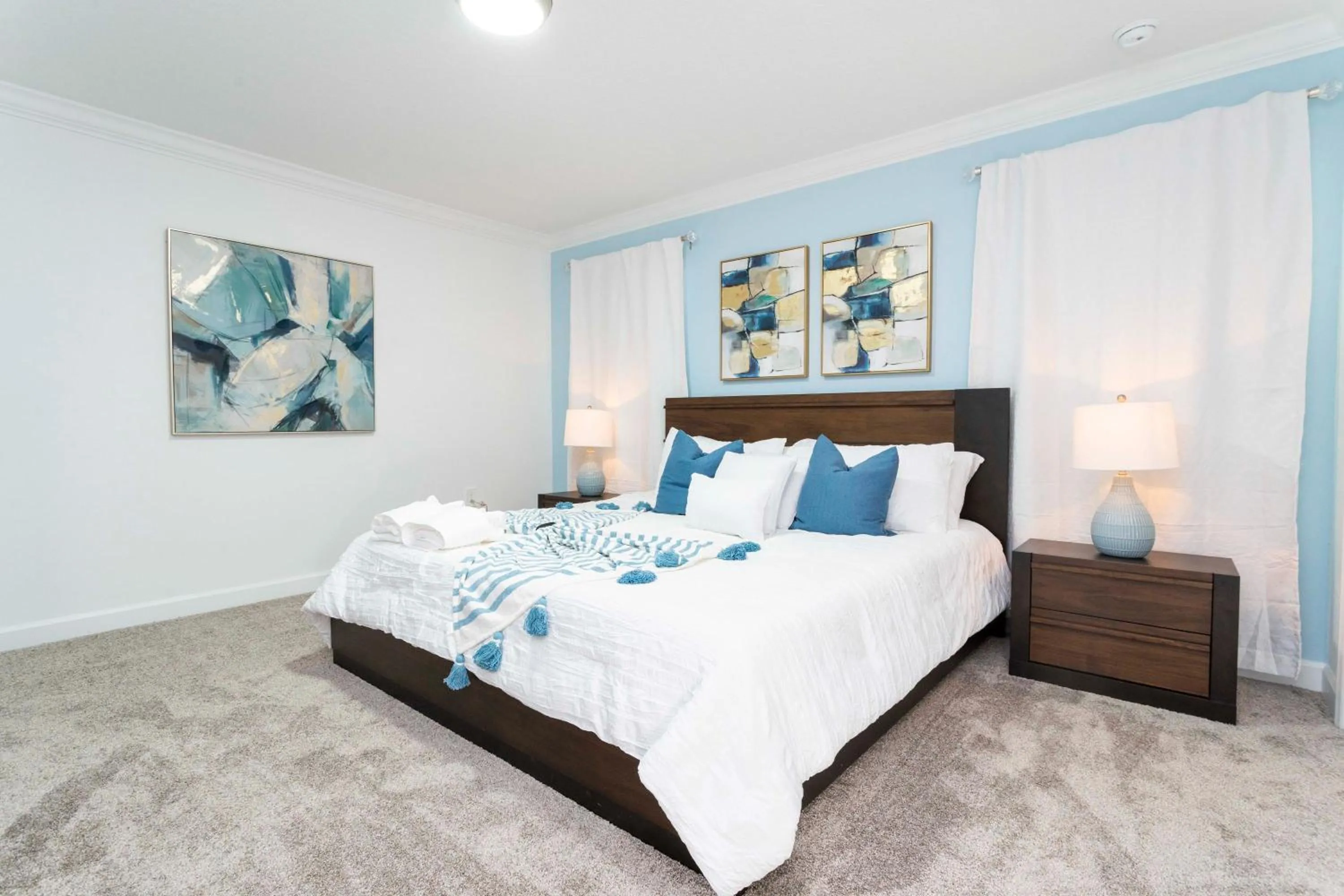 Bed in Stunning 4 Bd w/ Pool Close to Disney @ Champions Gate 1158