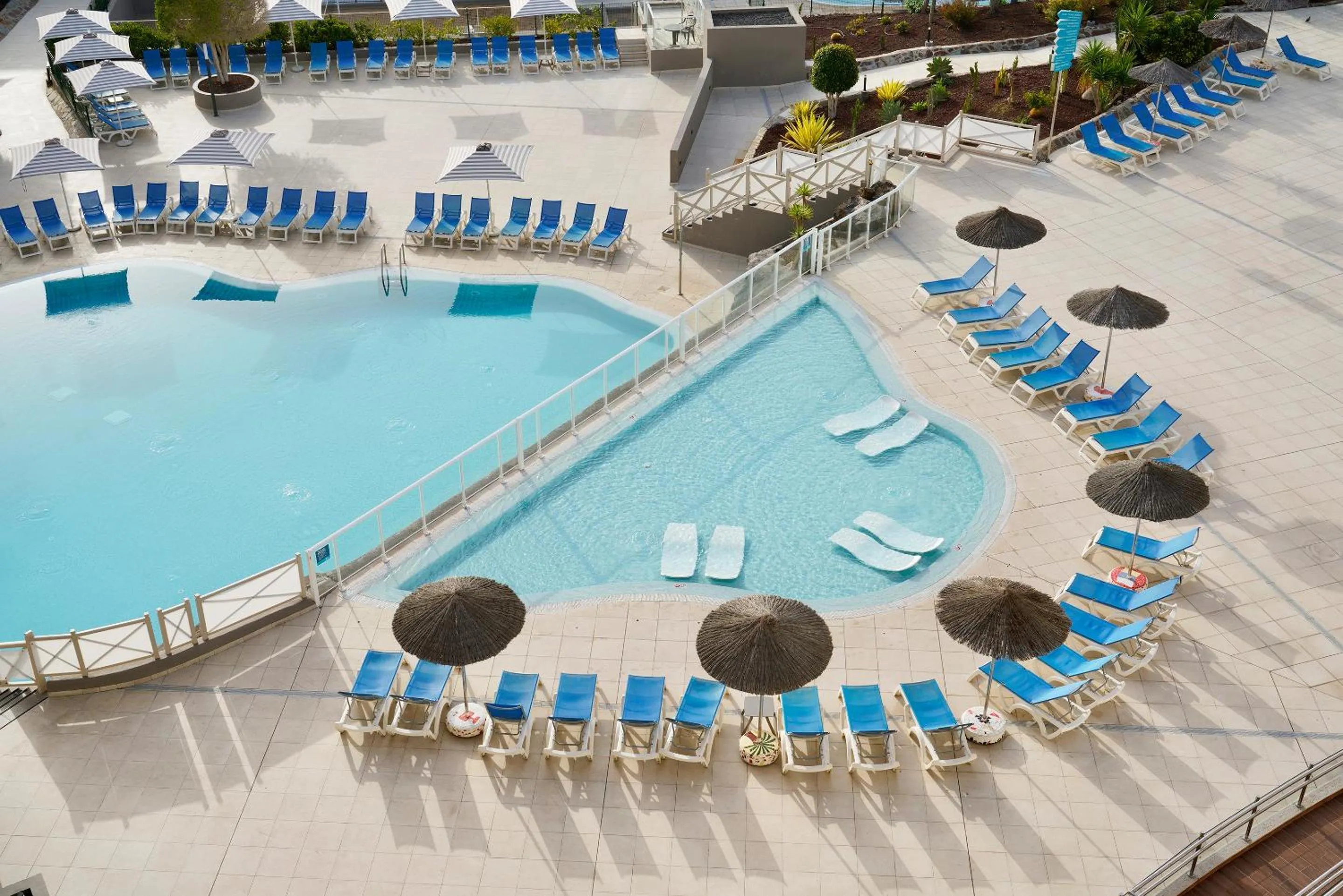 Swimming pool in Alua Atlantico Golf - All Inclusive