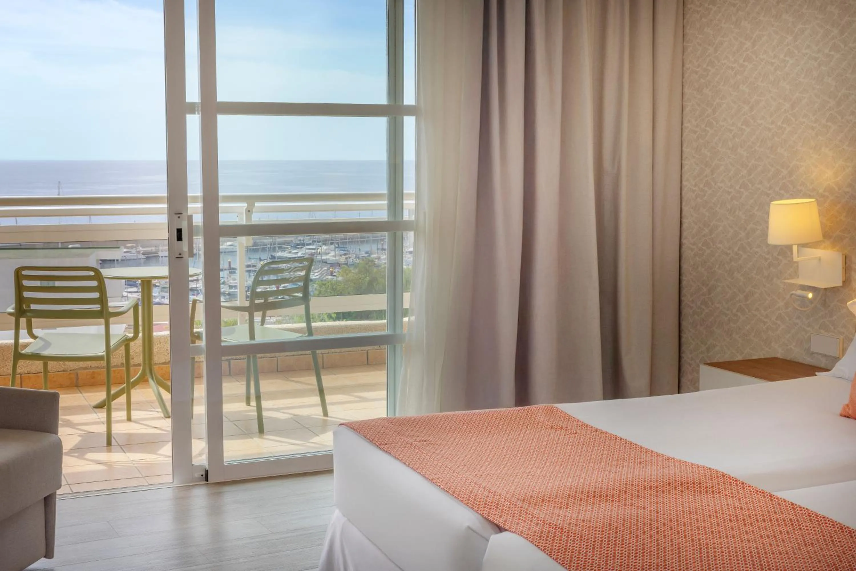 Bedroom, Bed in Alua Atlantico Golf - All Inclusive