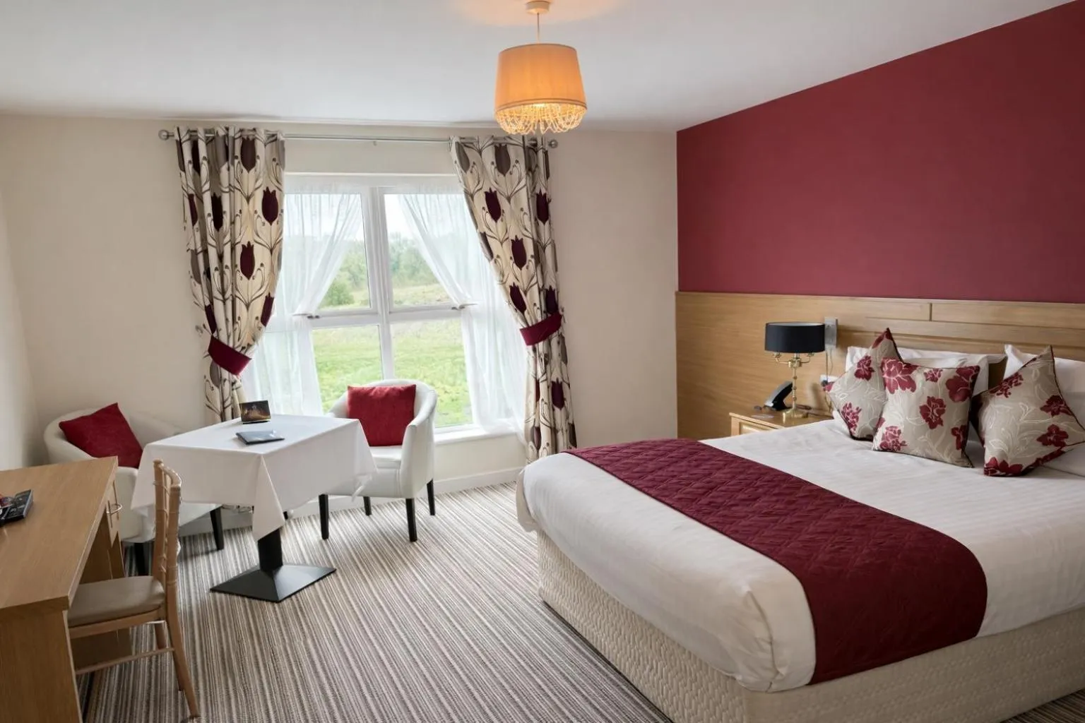 Bed in The Hedges Hotel