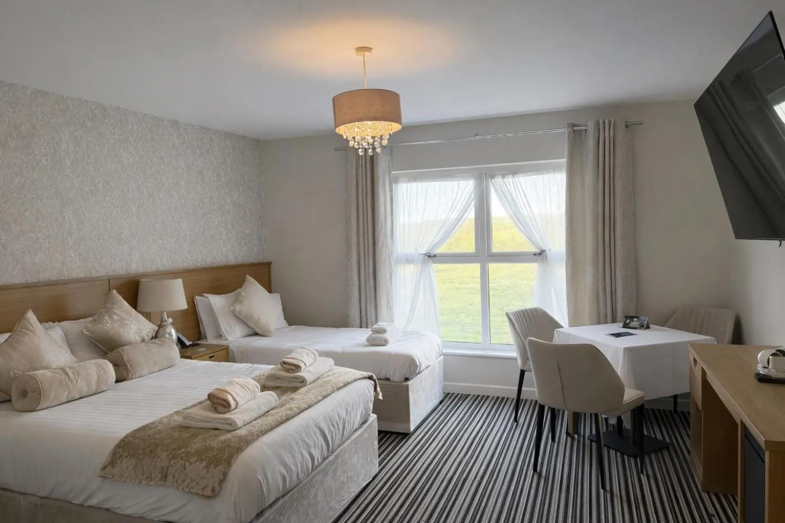 Bed in The Hedges Hotel