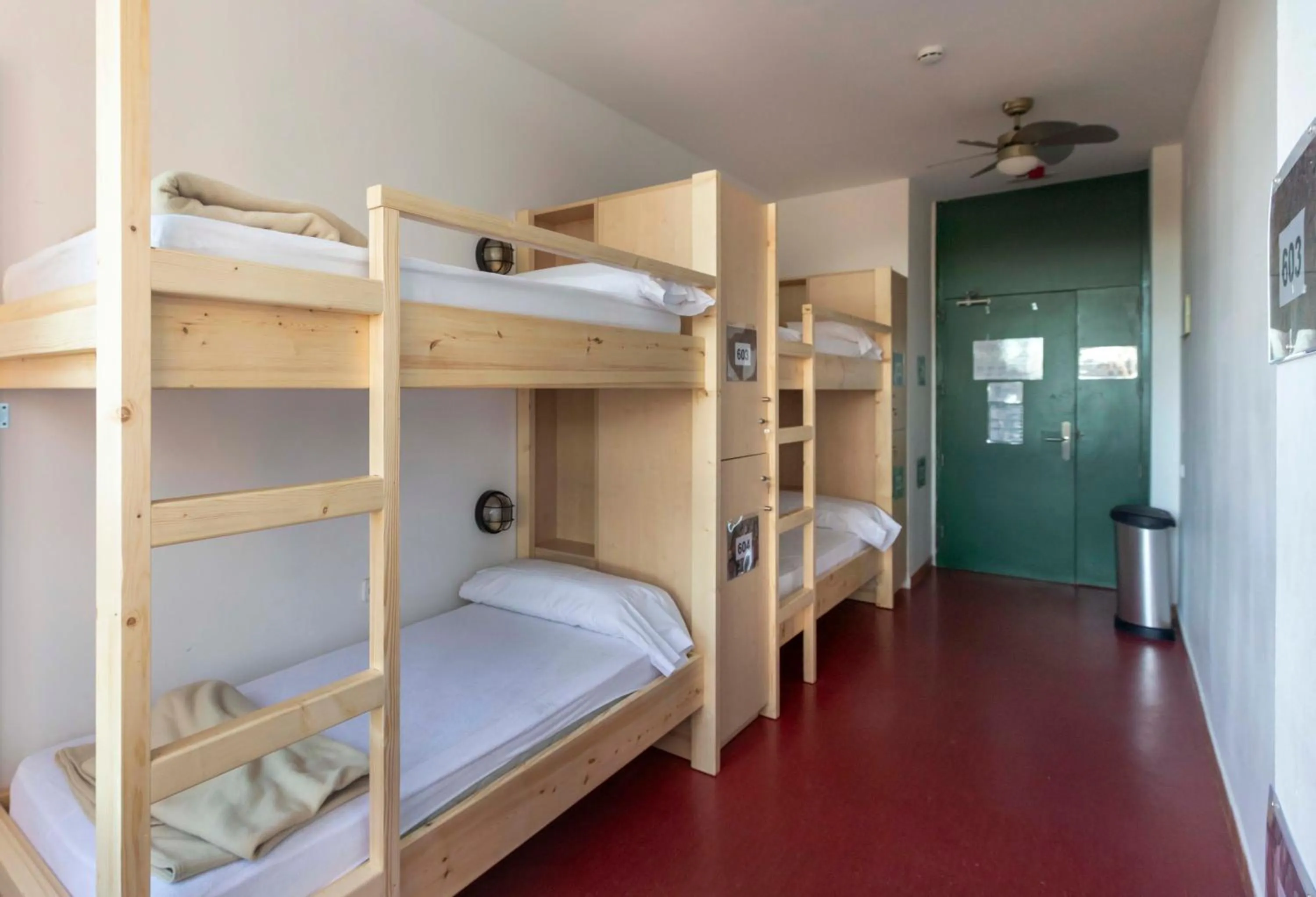 bunk bed, Bed in Inout