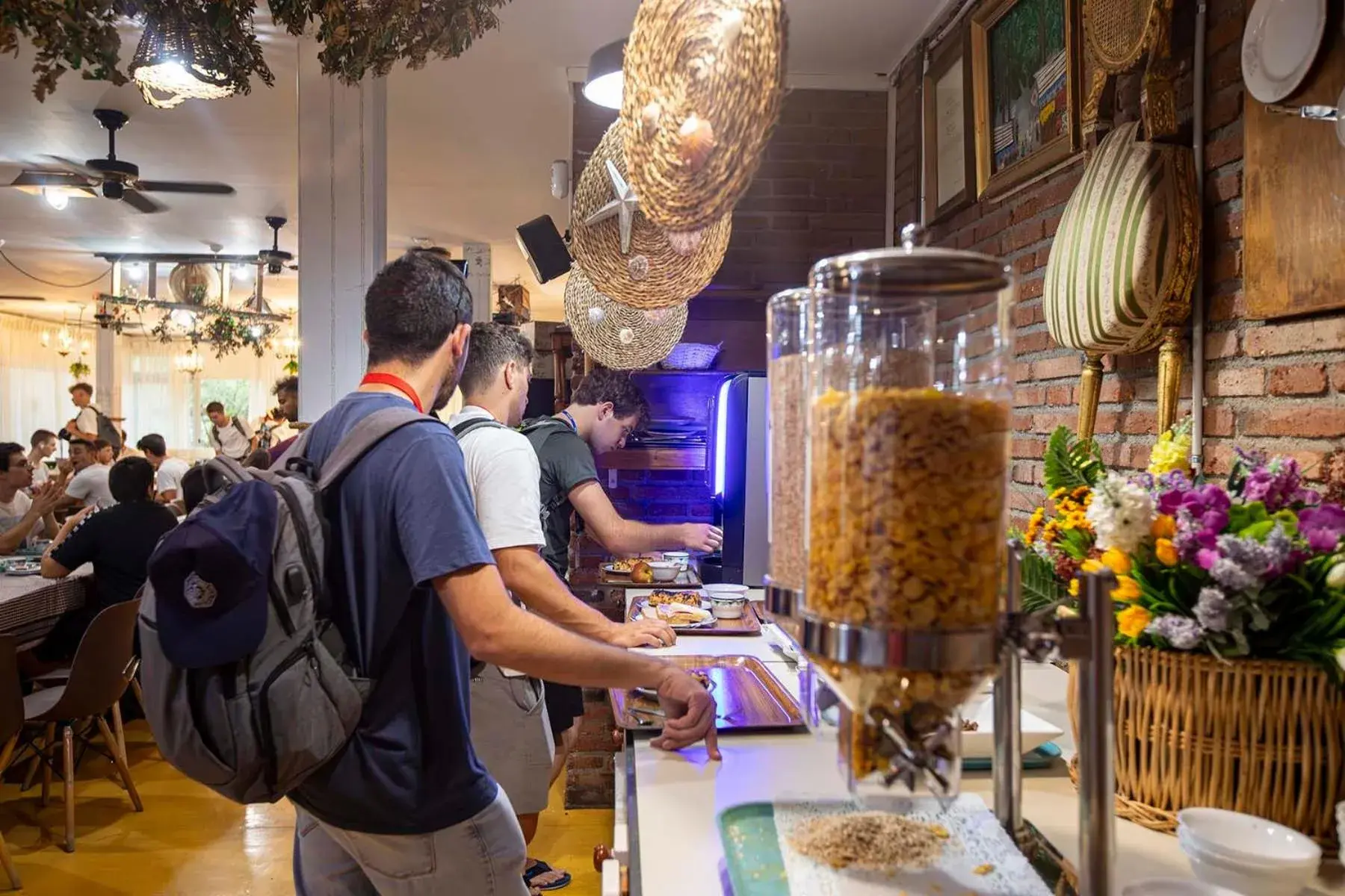 Restaurant/places to eat in Inout Restaurant/places to eat in Inout