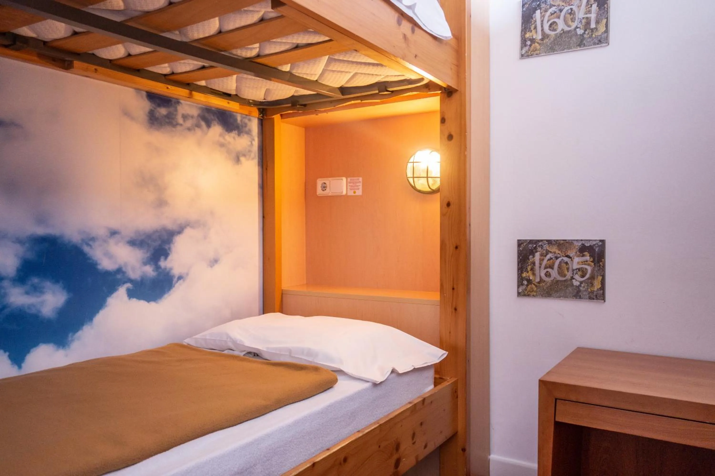 bunk bed, Bed in Inout