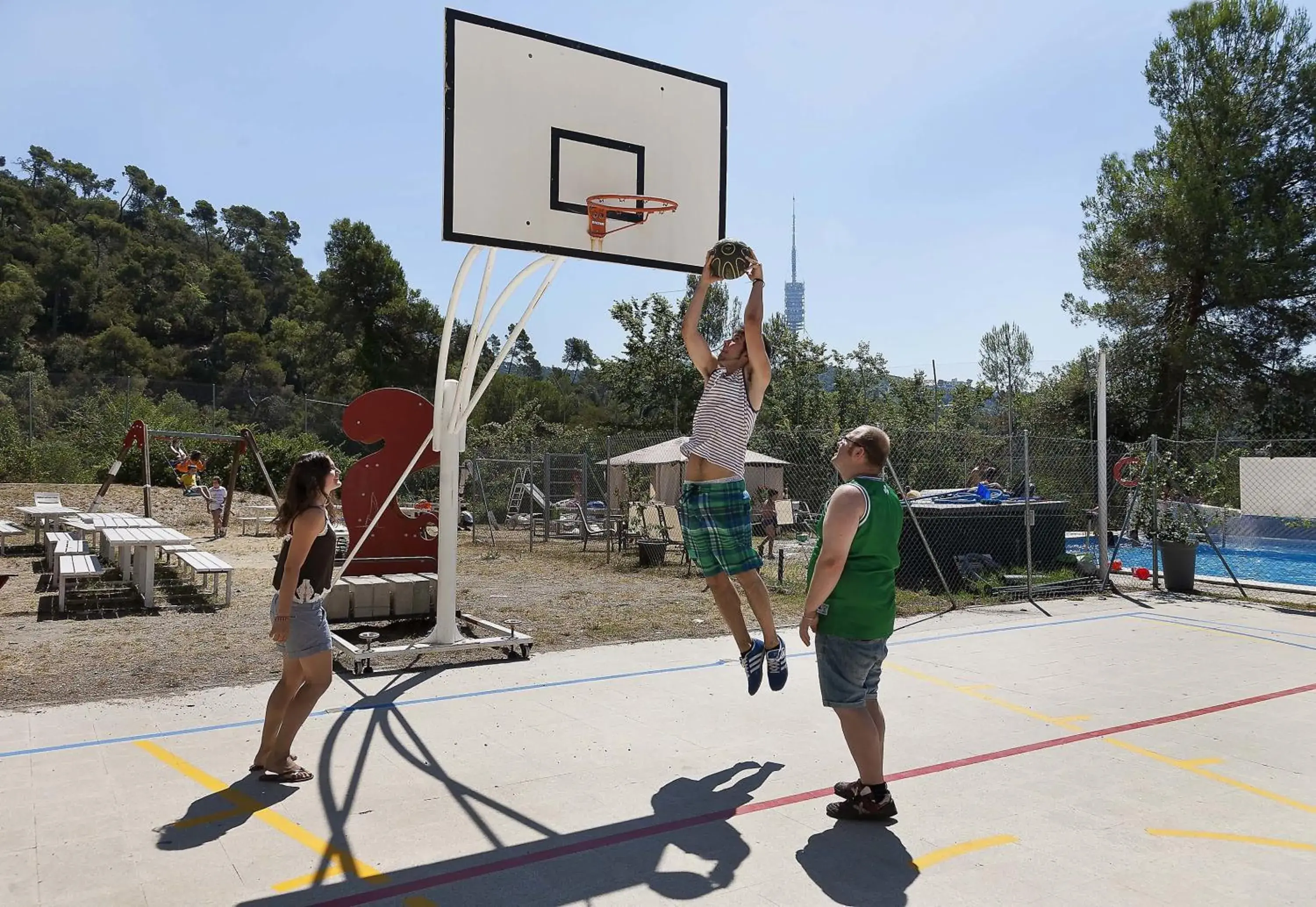 Facade/entrance in Inout Facade/entrance in Inout