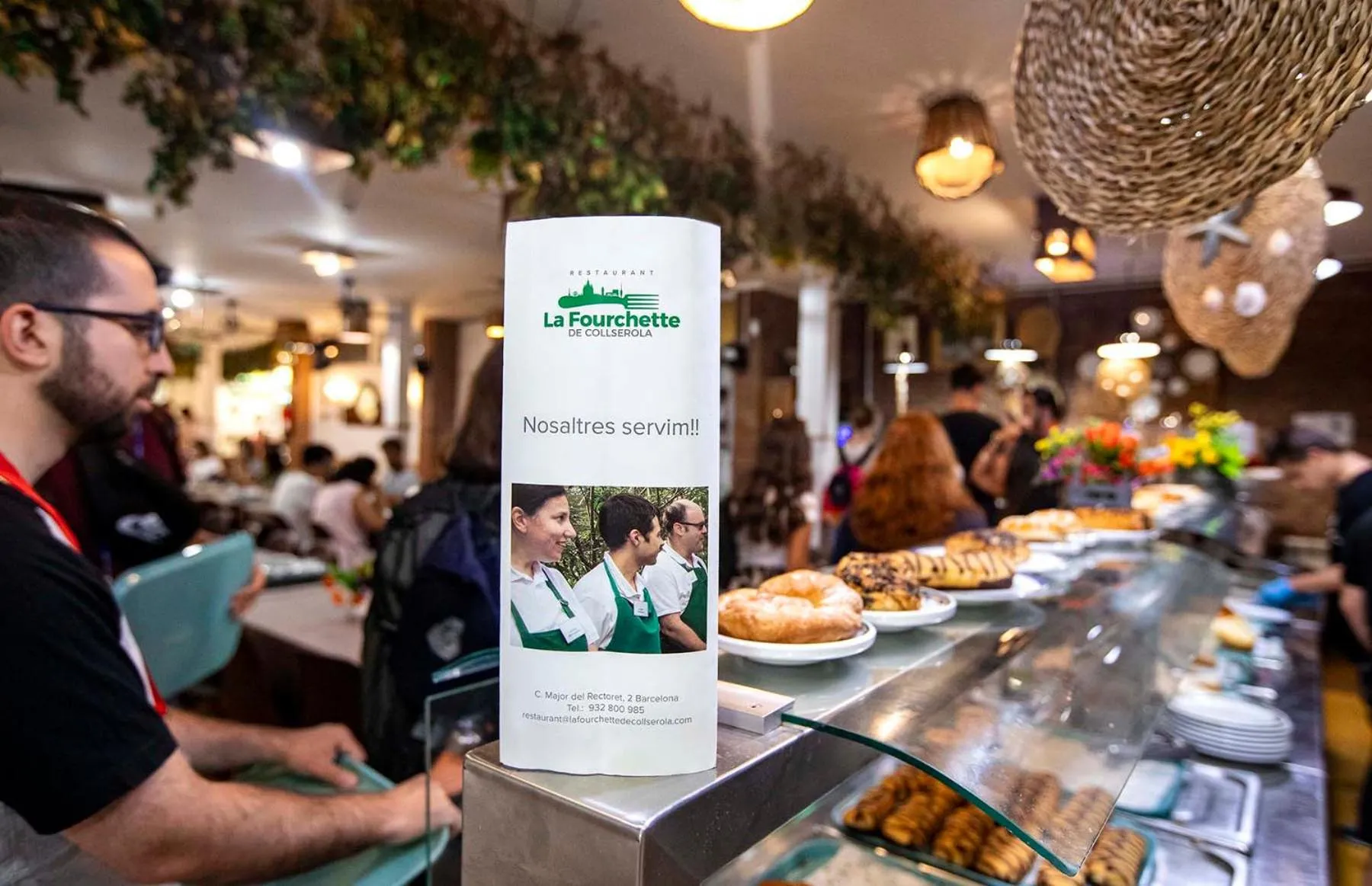 Restaurant/places to eat in Inout