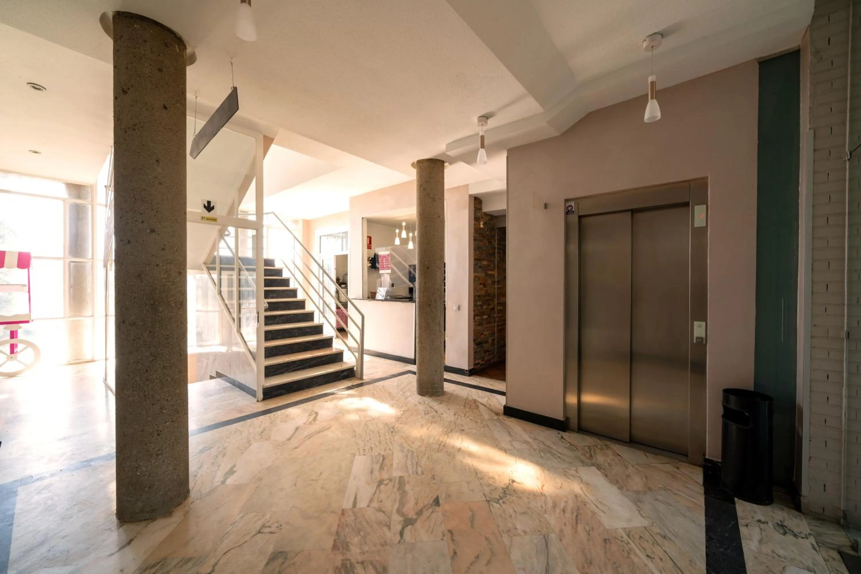 Lobby or reception in Hotel La Colina