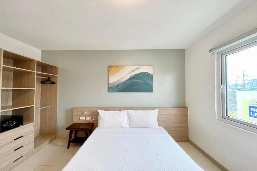 Bed in Chatswood Residences and Hotel