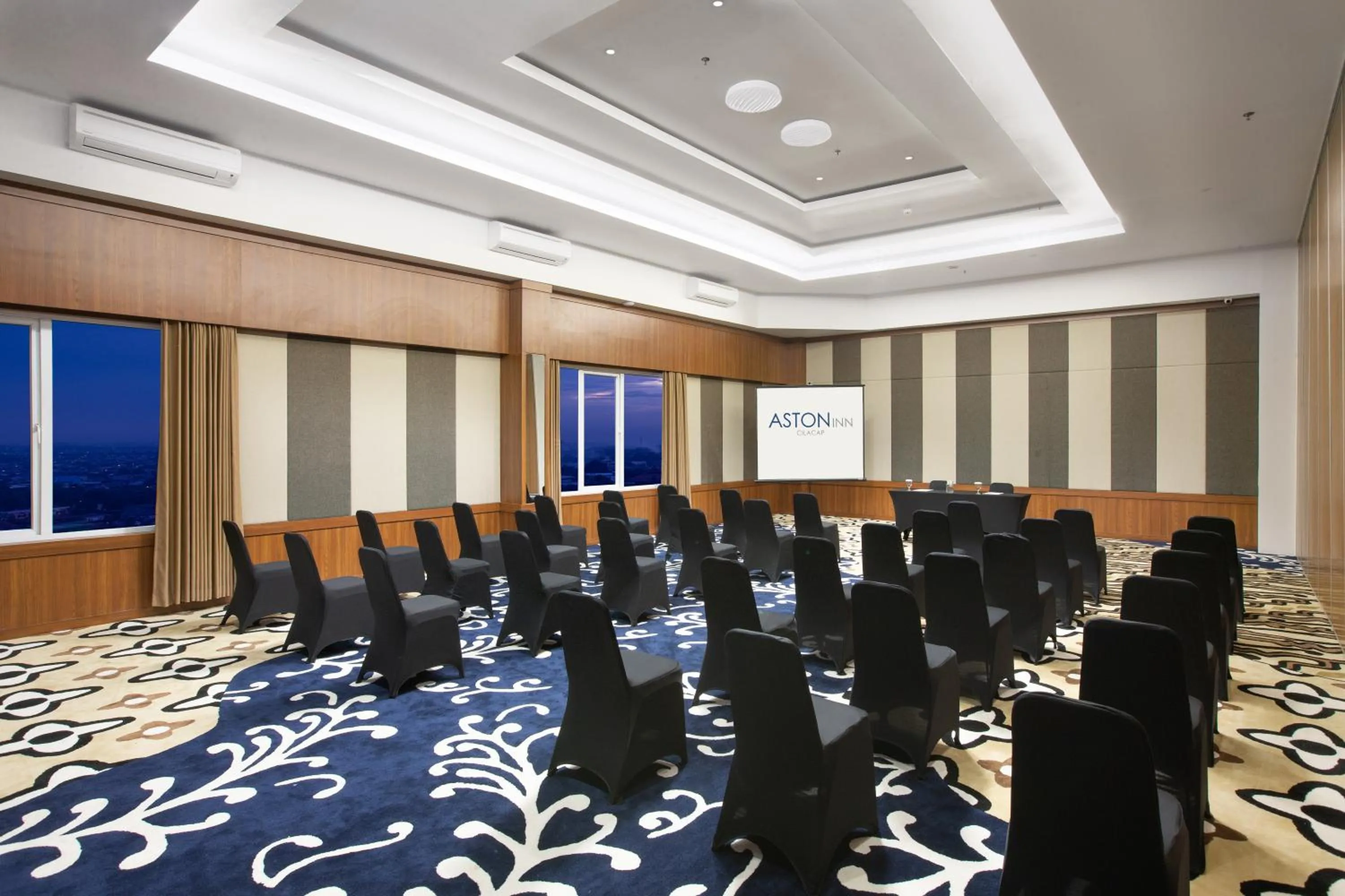 Banquet/Function facilities in Aston Inn Cilacap