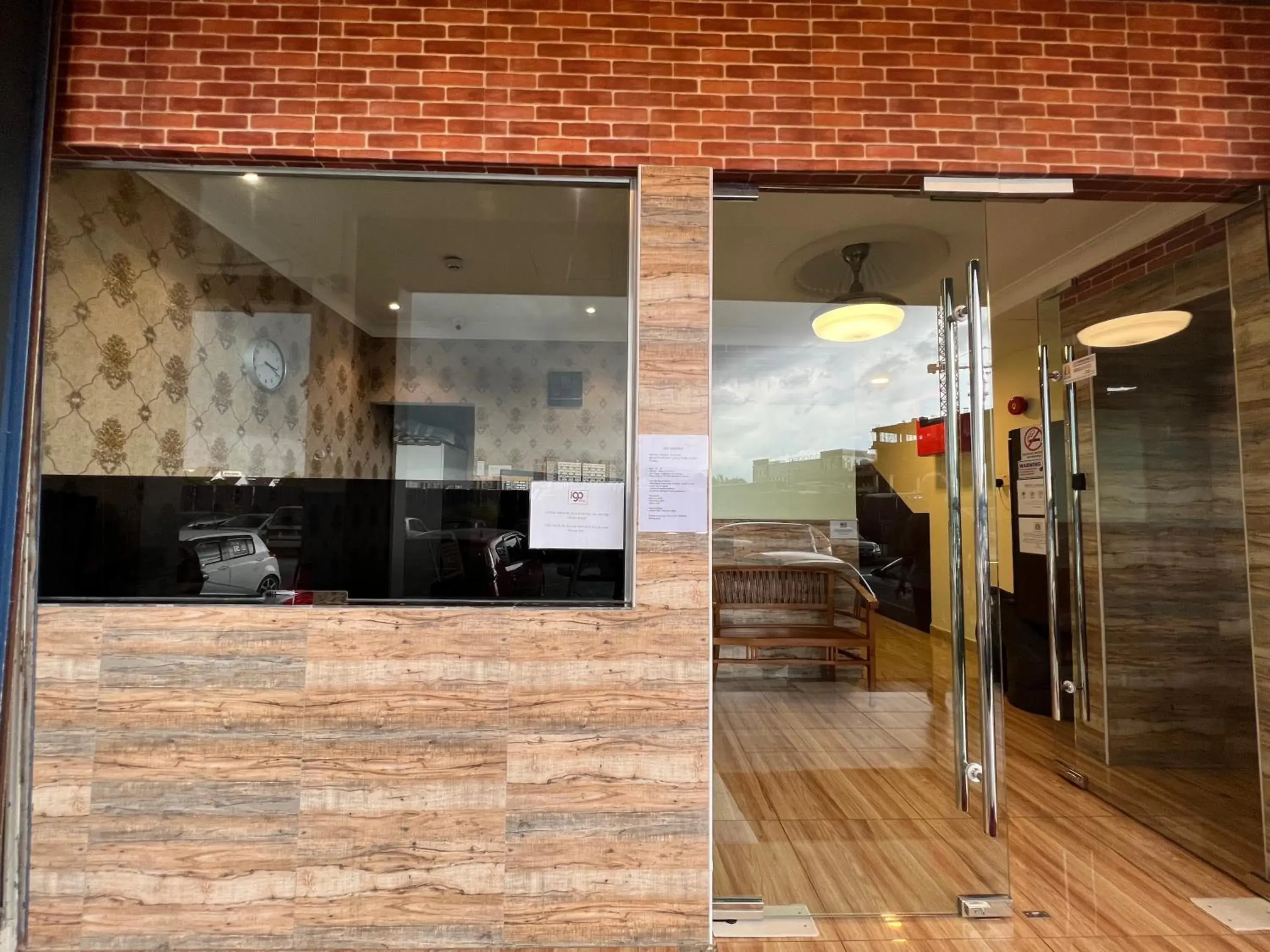 Facade/entrance in I Go Inn Facade/entrance in I Go Inn