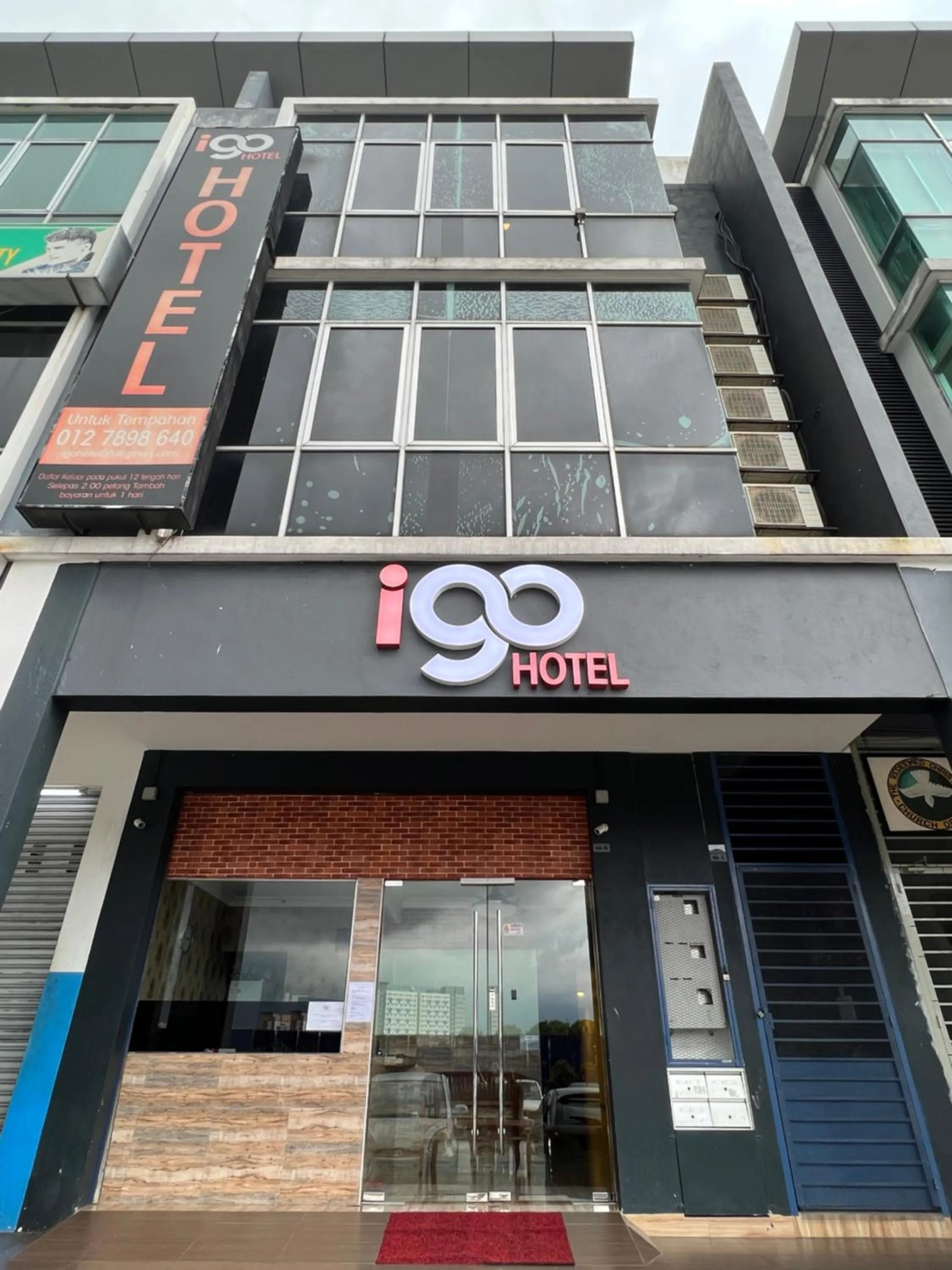 Property building in I Go Inn