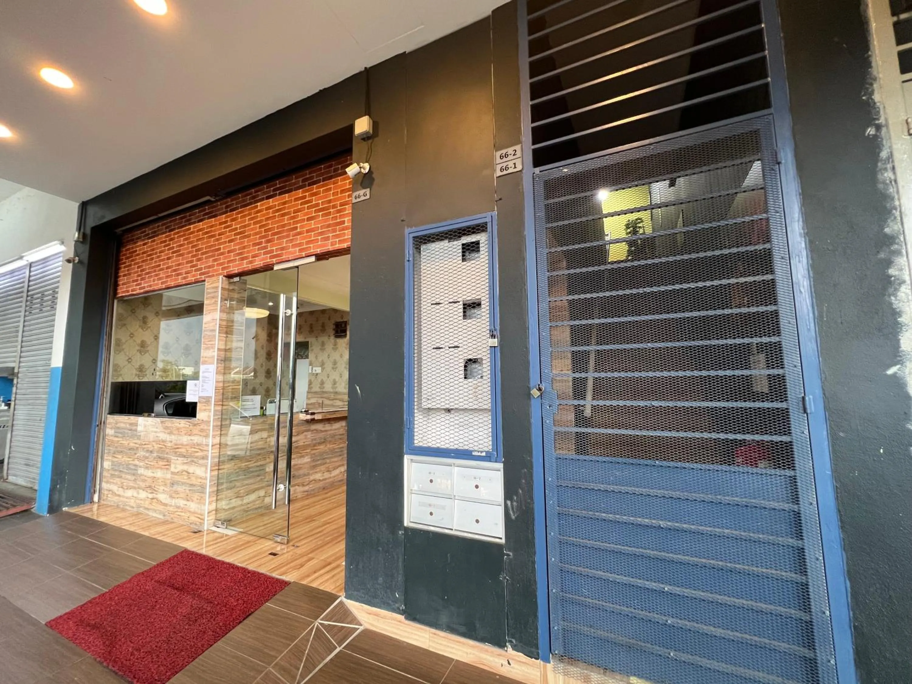 Facade/entrance in I Go Inn