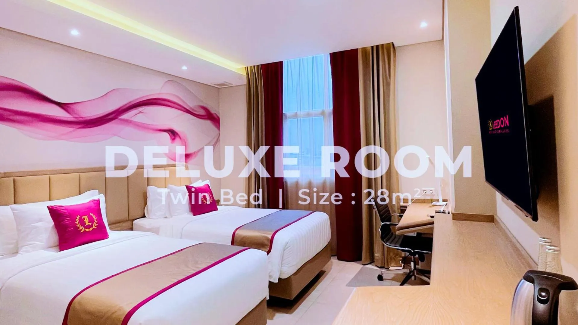 Bed in Leedon Hotel & Suites Surabaya
