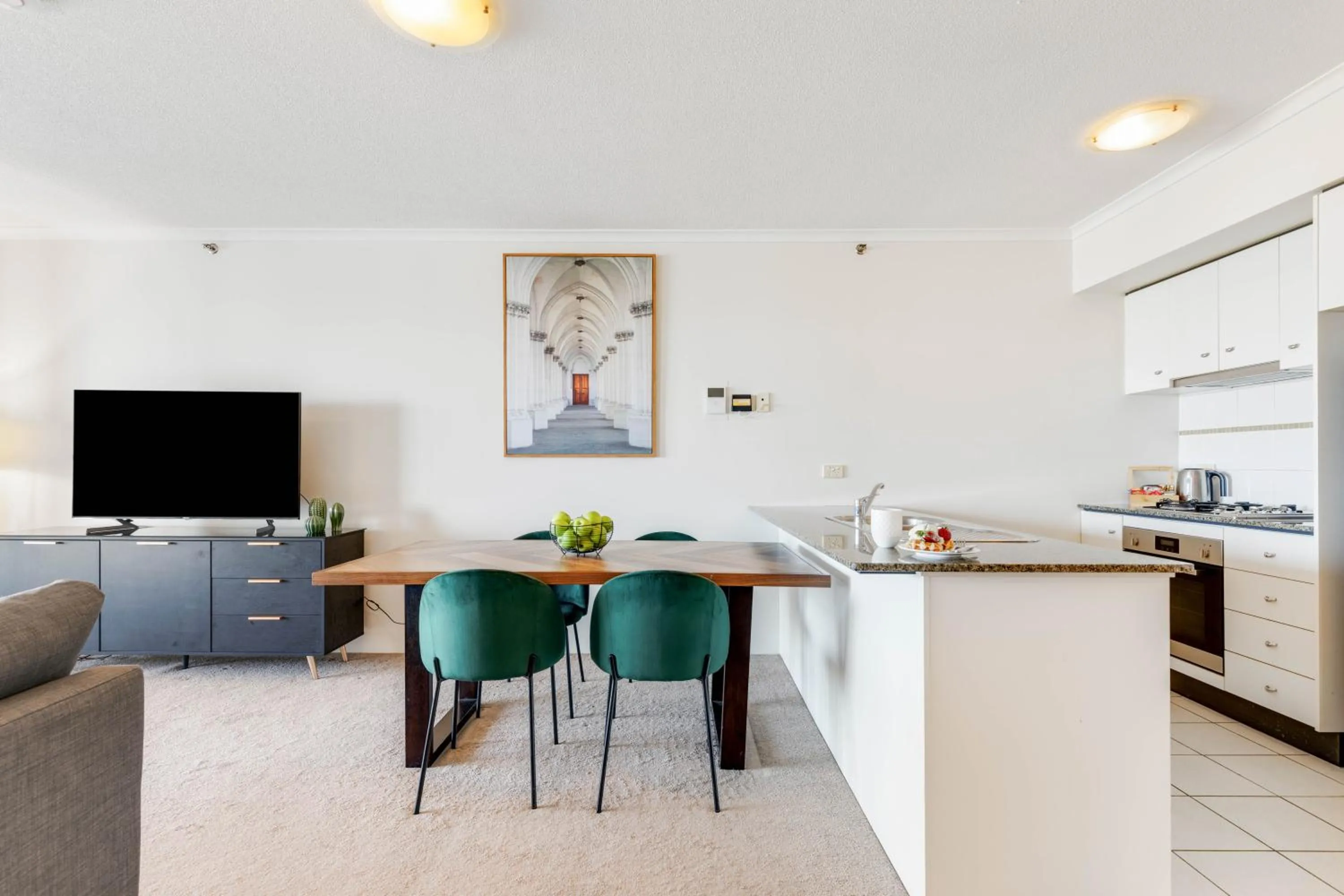 TV and multimedia in AAB Apartments